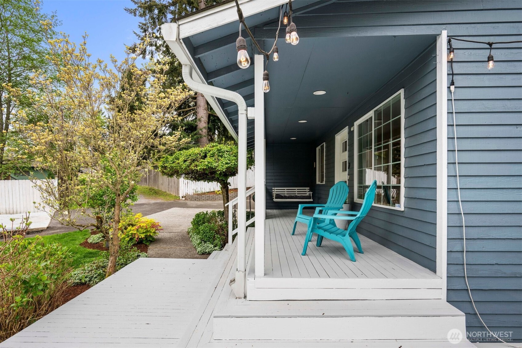 25 E Intercity Avenue