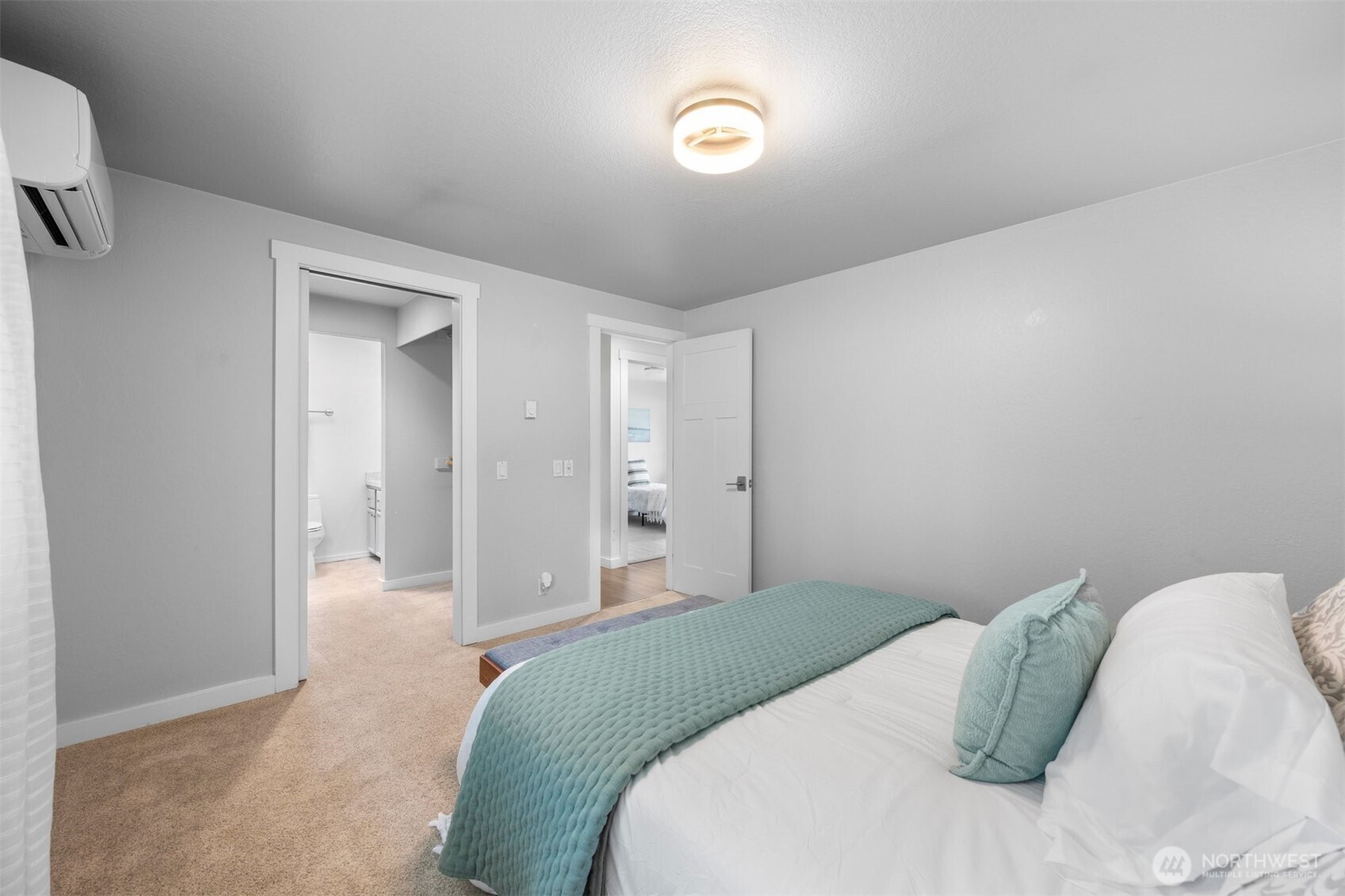 25 E Intercity Avenue