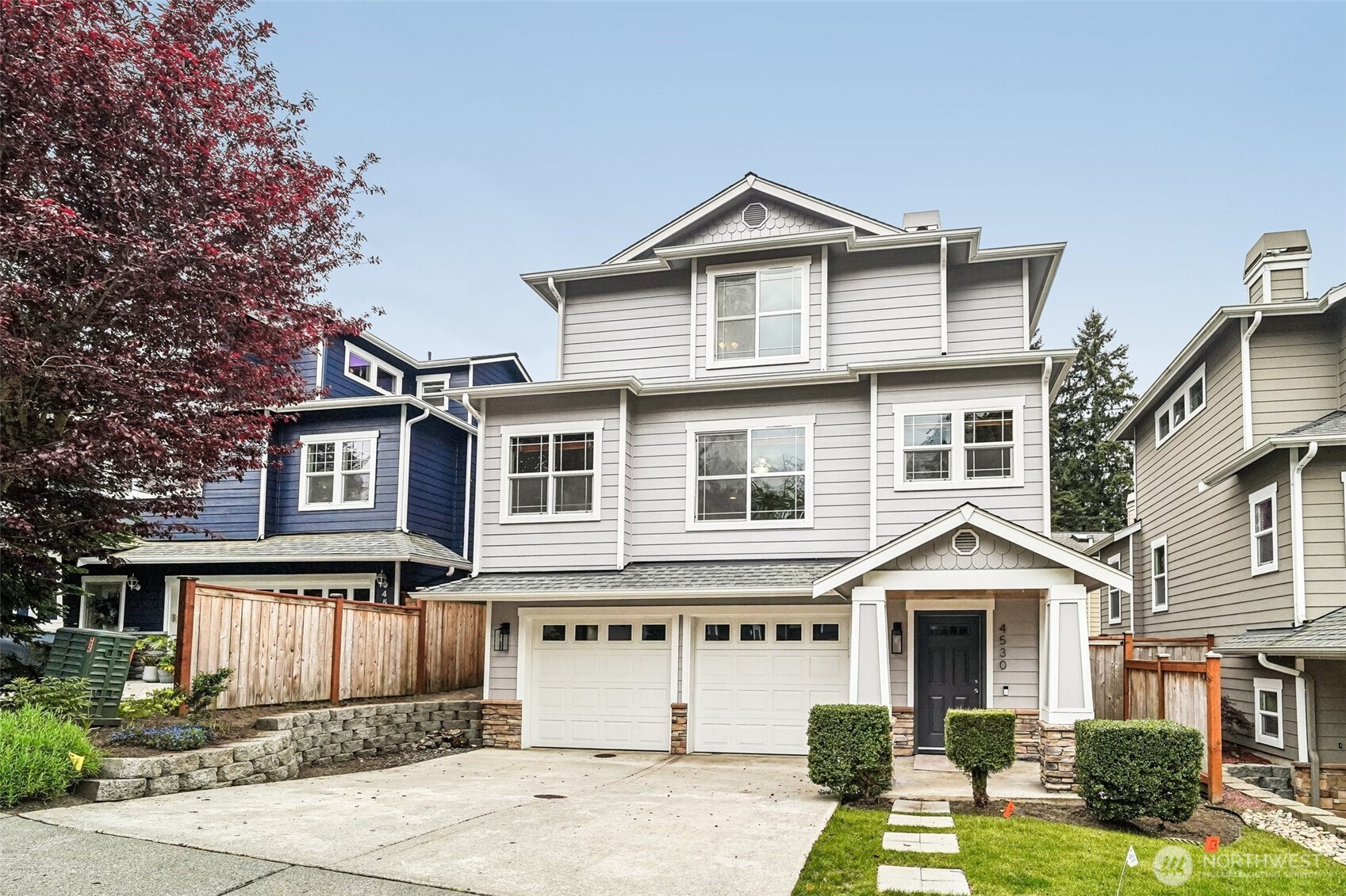4530 5th Drive SE