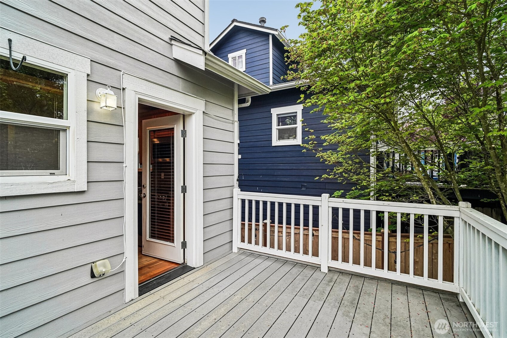 4530 5th Drive SE