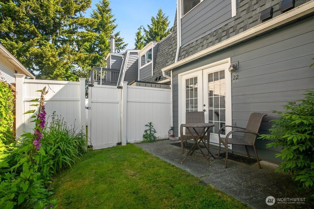 1421 W Casino Road Unit: A-22