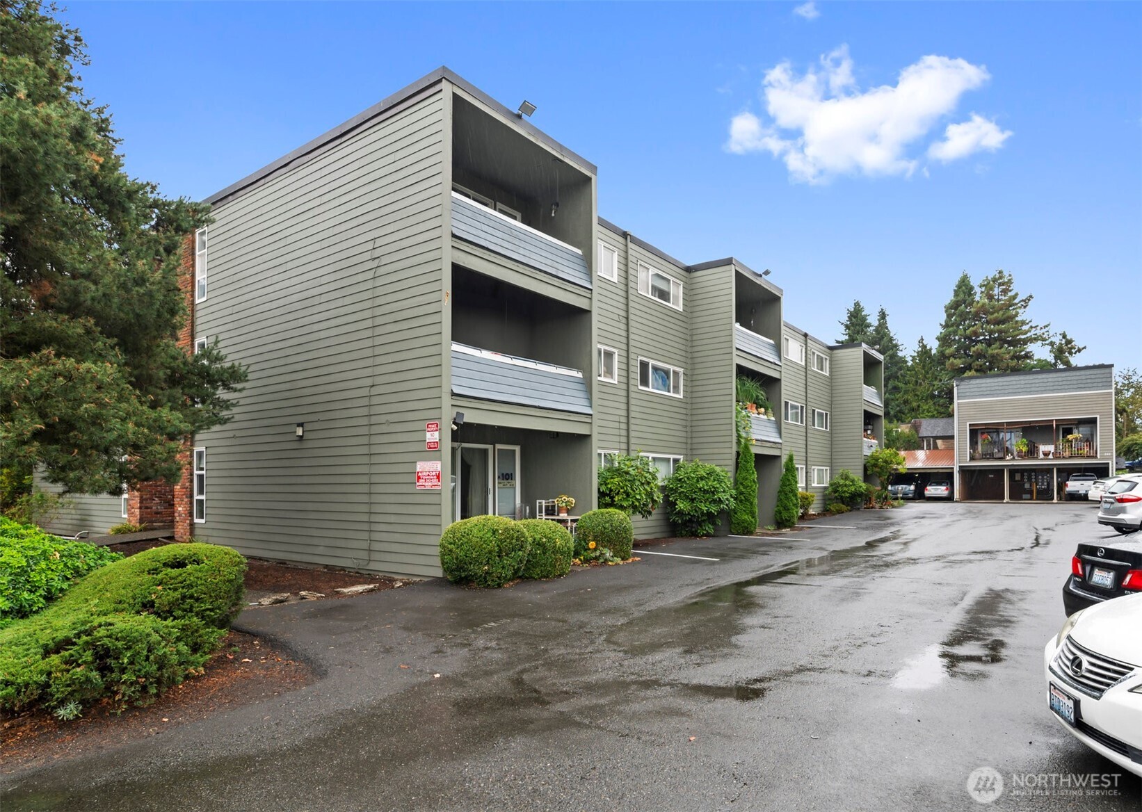 236 S 152nd Street Unit: A104