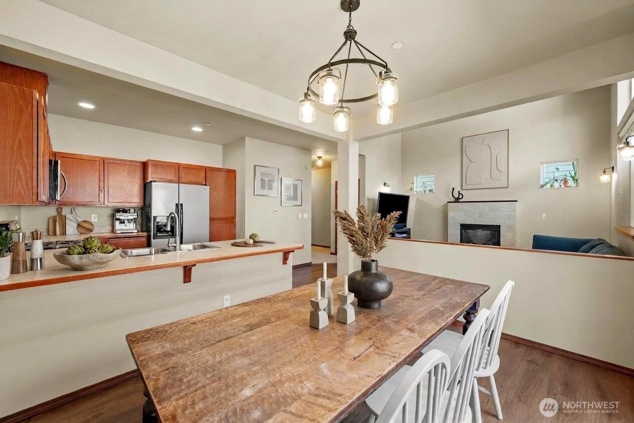 9237 11th Place NE Unit: A