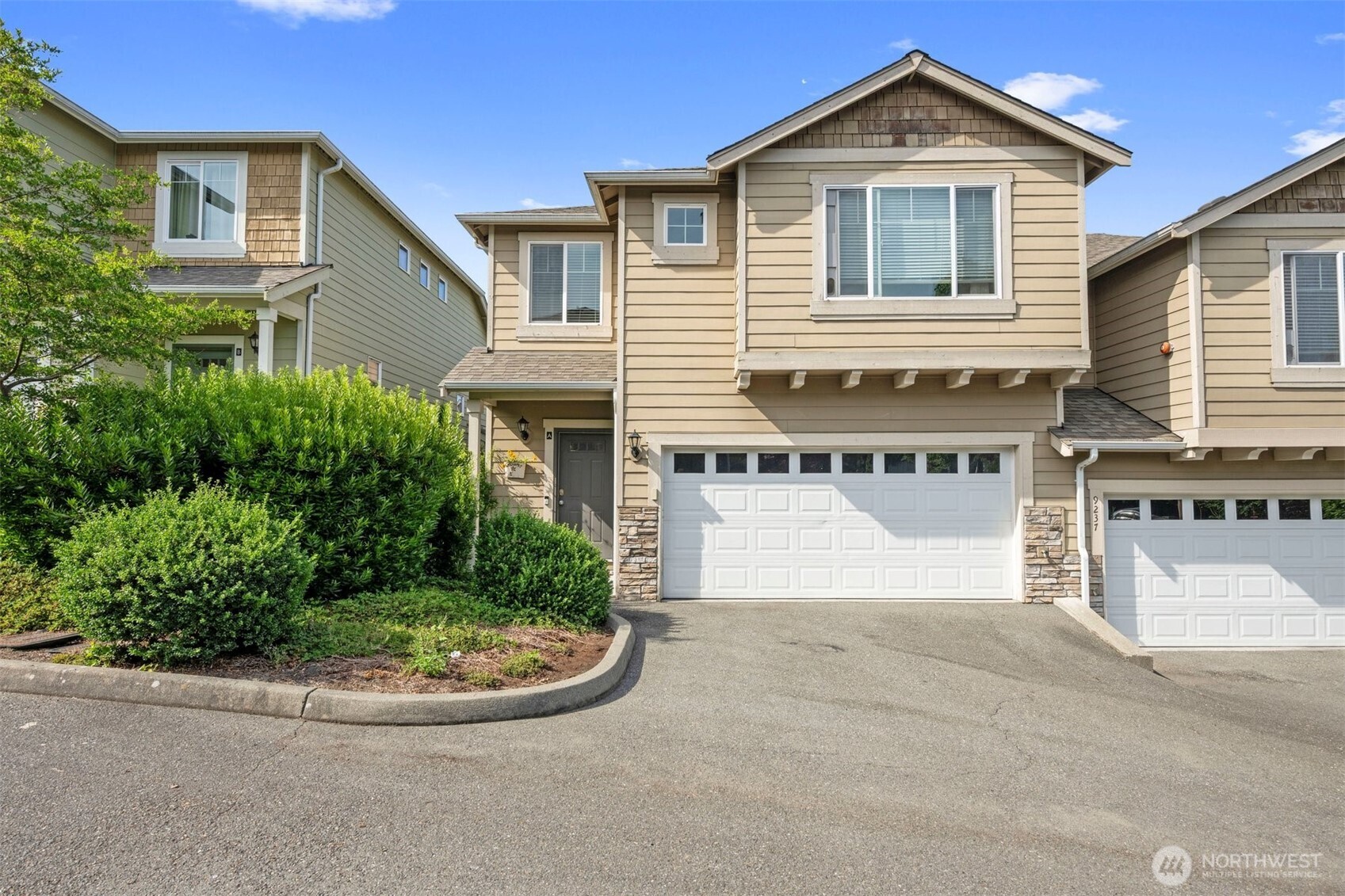 9237 11th Place NE Unit: A