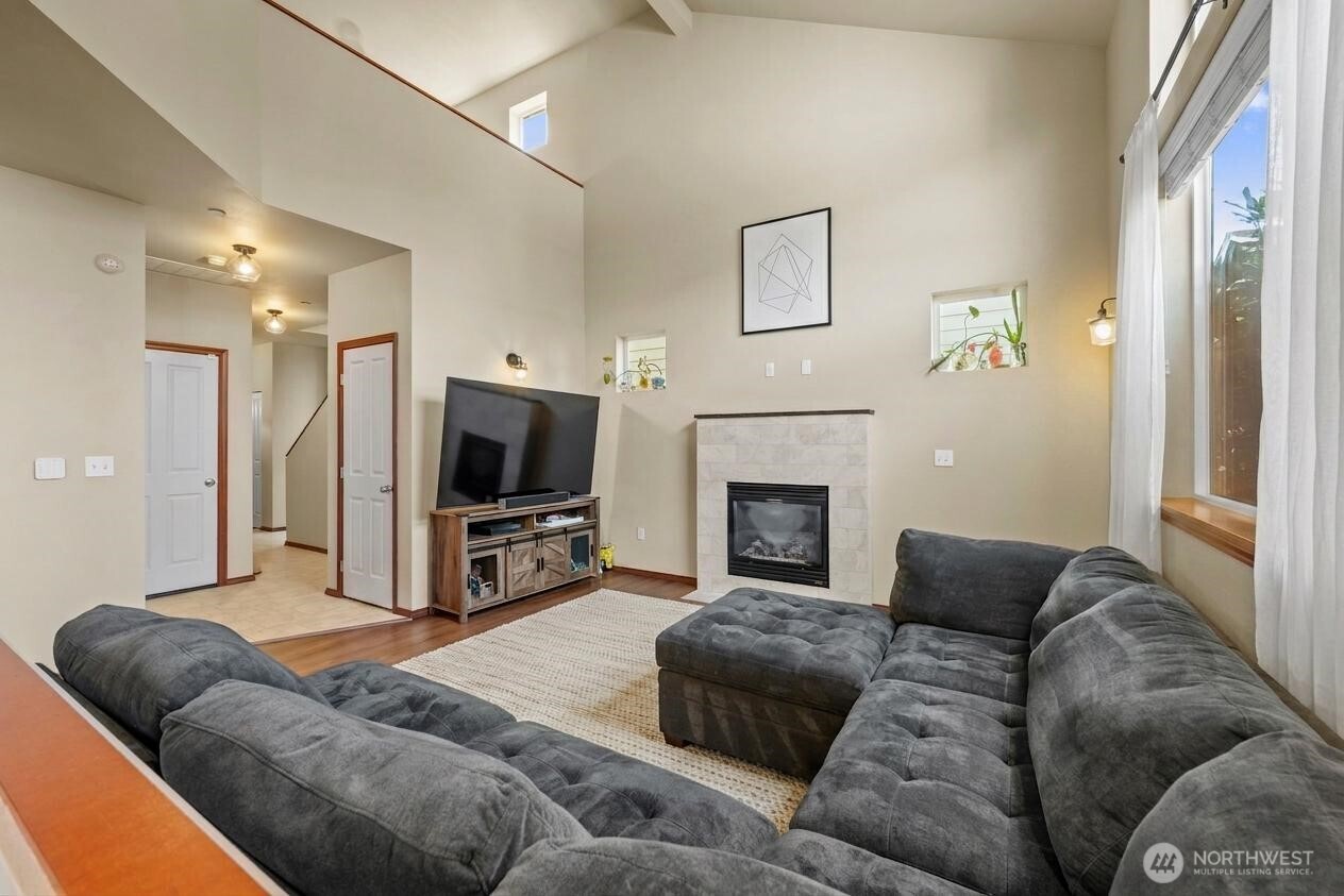 9237 11th Place NE Unit: A