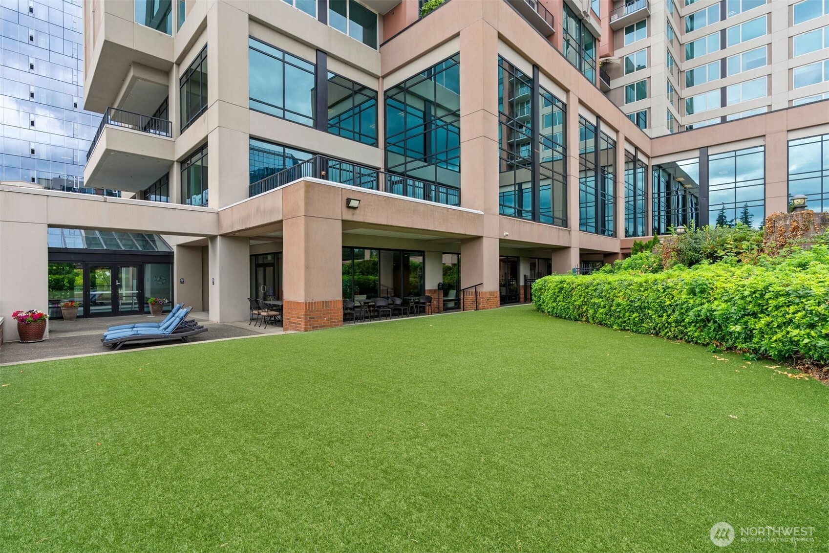 177 107th Avenue NE Unit: 718