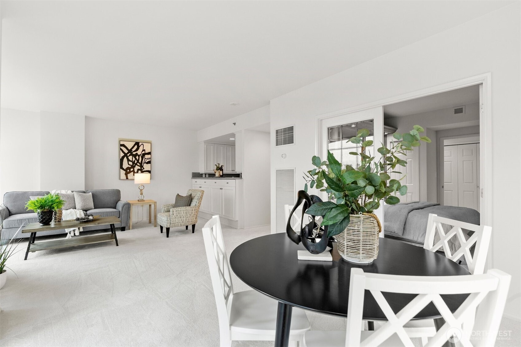 177 107th Avenue NE Unit: 718