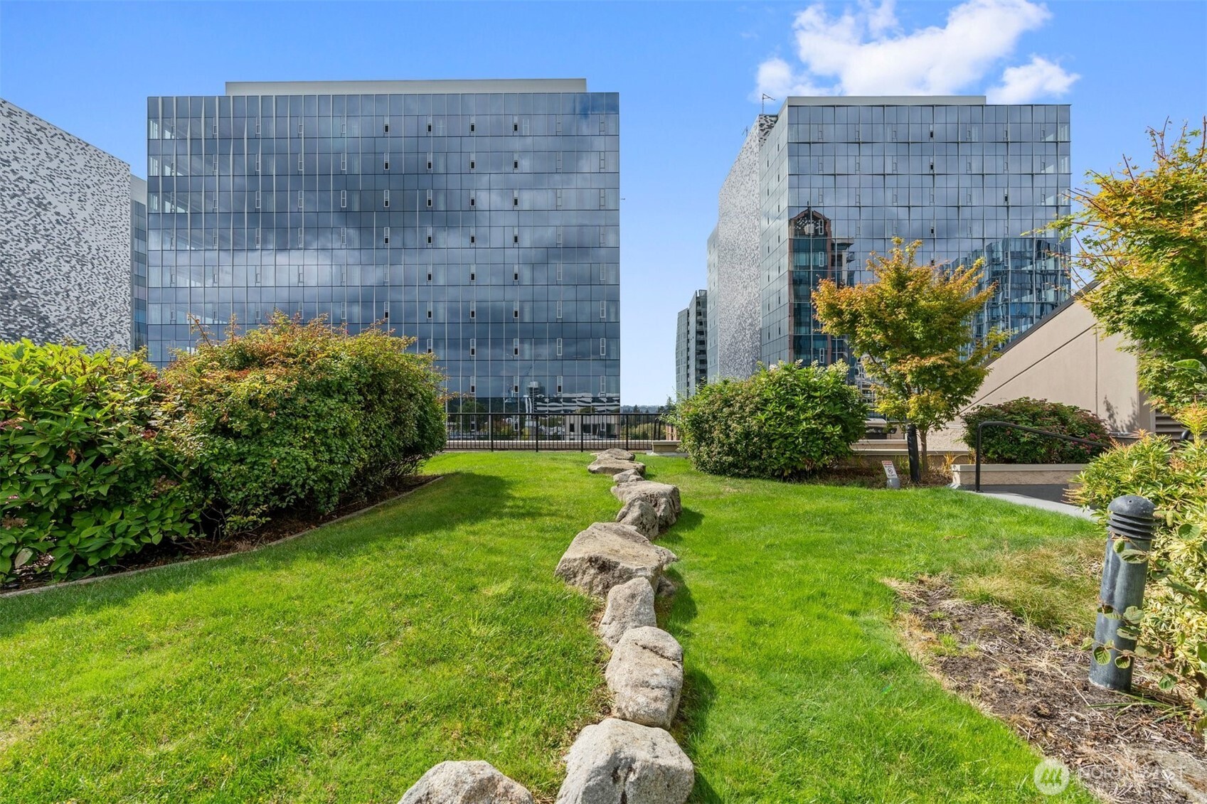 177 107th Avenue NE Unit: 718