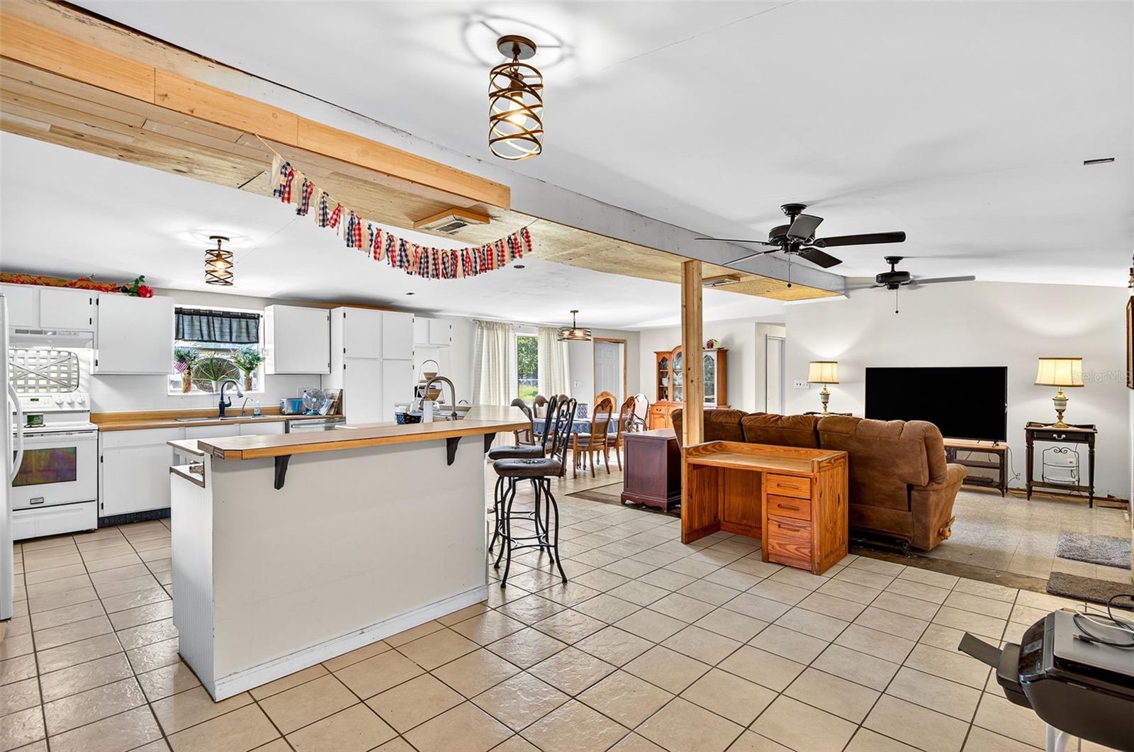 1105 BRANCH ACRES DR