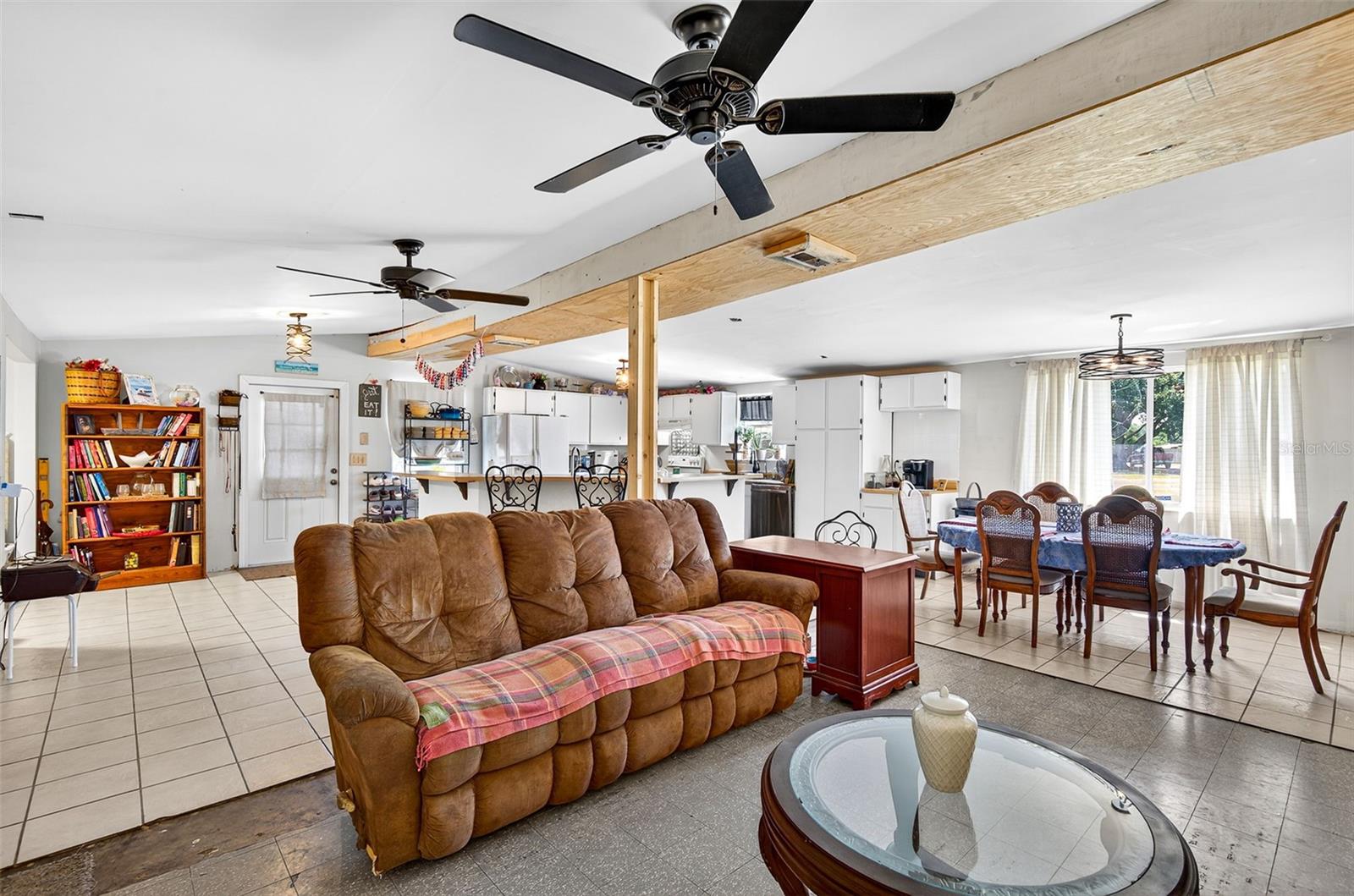 1105 BRANCH ACRES DR