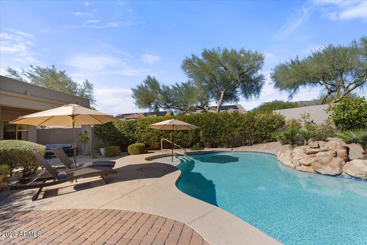 14257 N 106th Place