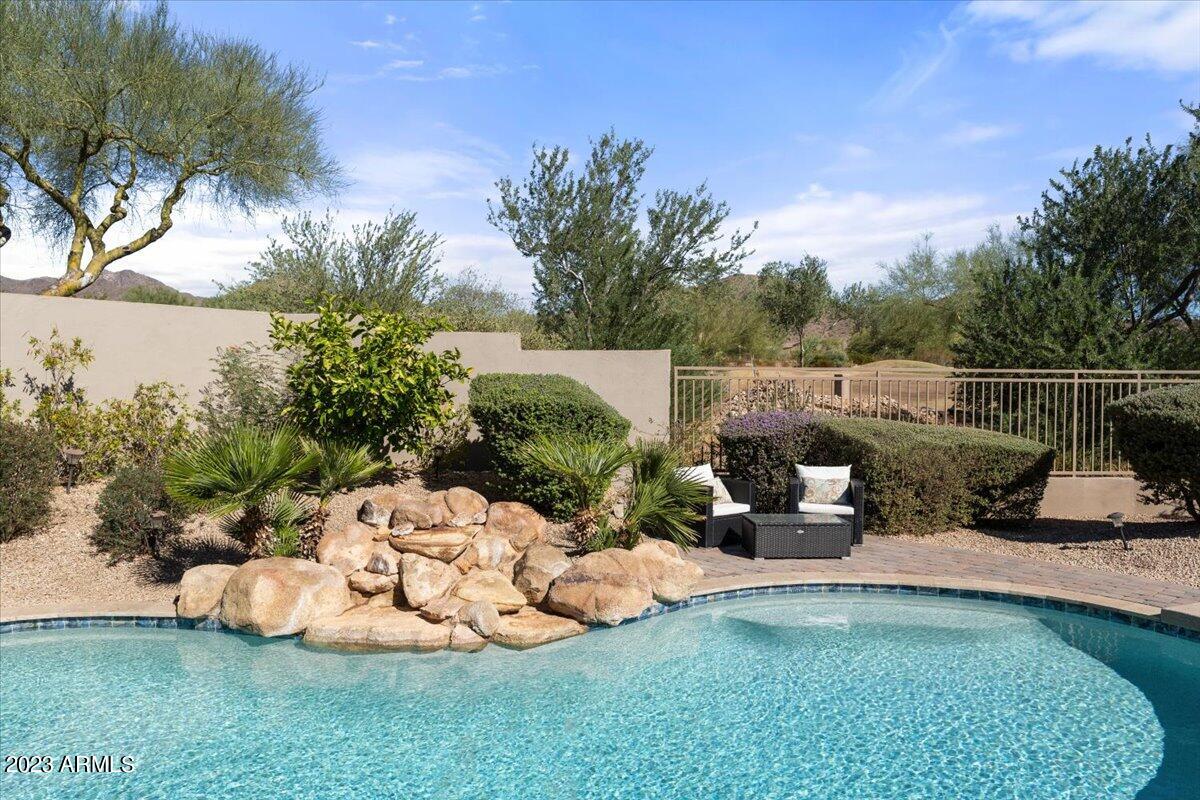 14257 N 106th Place