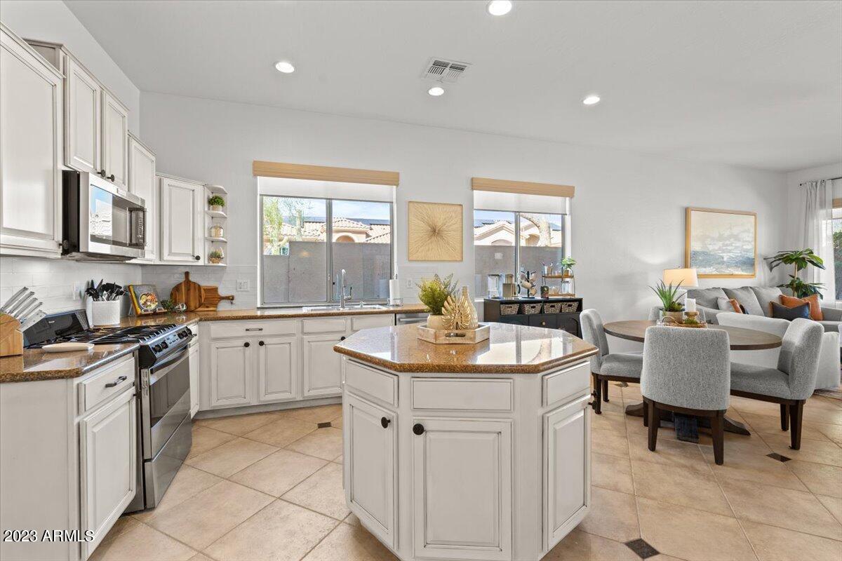 14257 N 106th Place