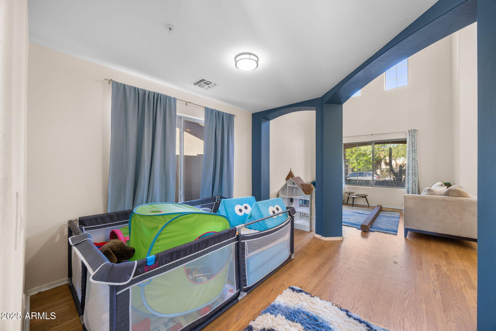 10313 E STAR OF THE DESERT Drive