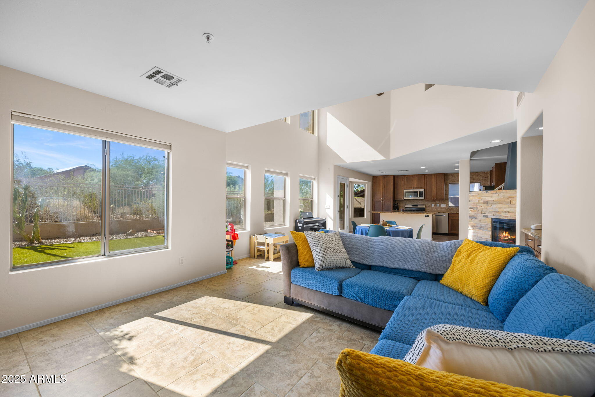 10313 E STAR OF THE DESERT Drive