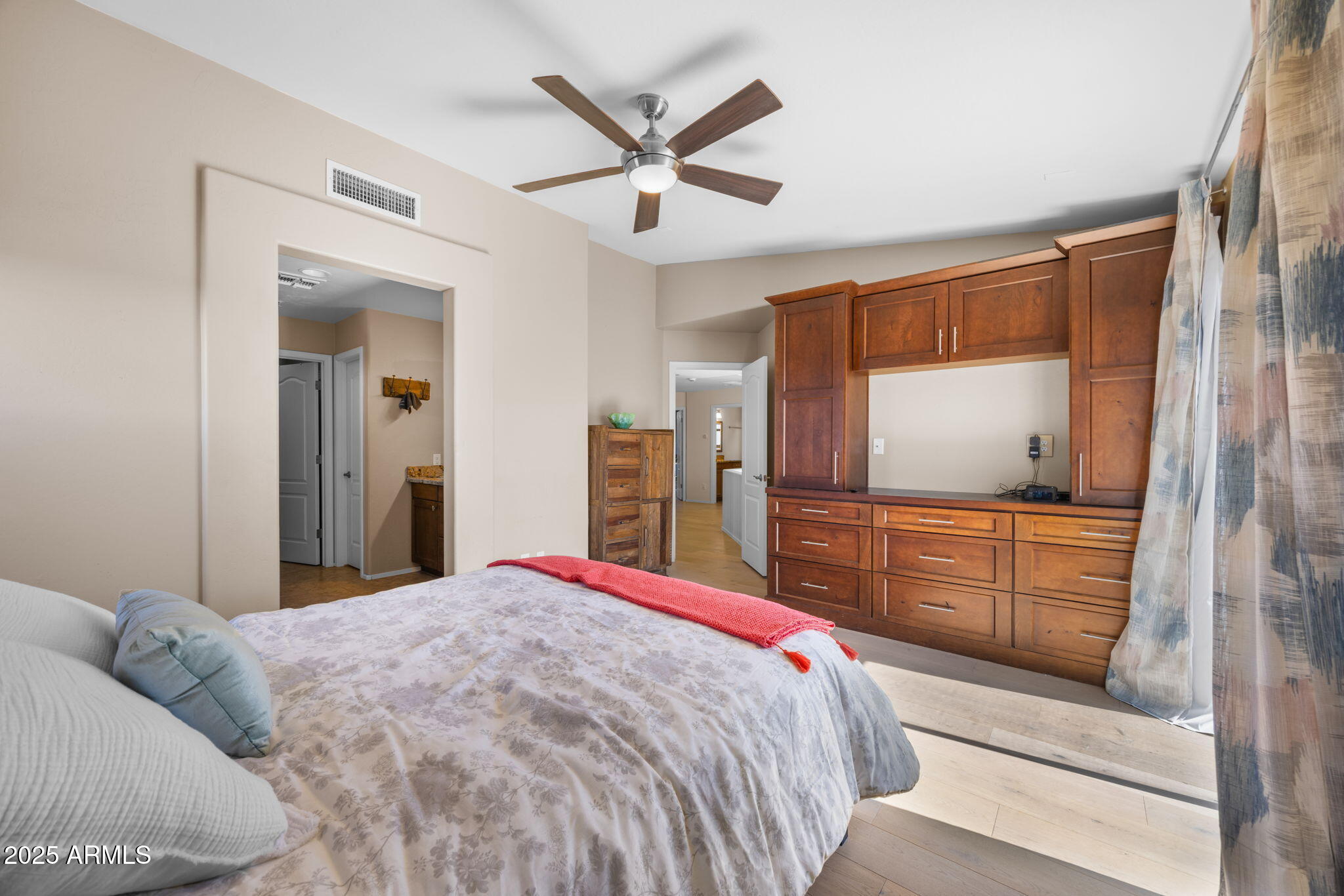 10313 E STAR OF THE DESERT Drive