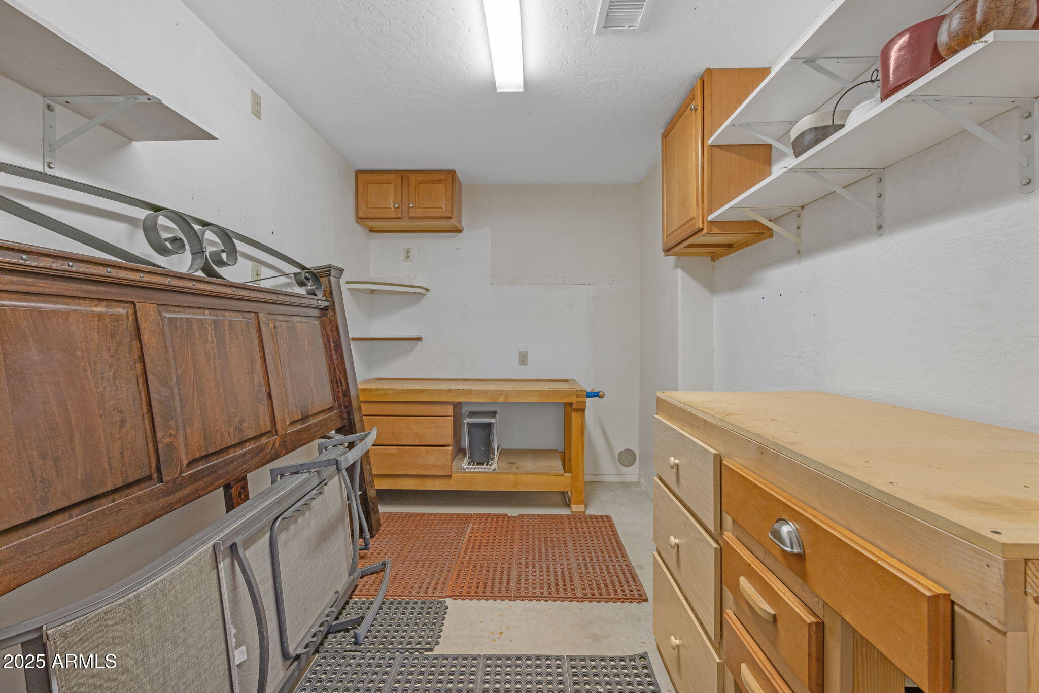 19925 N HALF MOON Drive