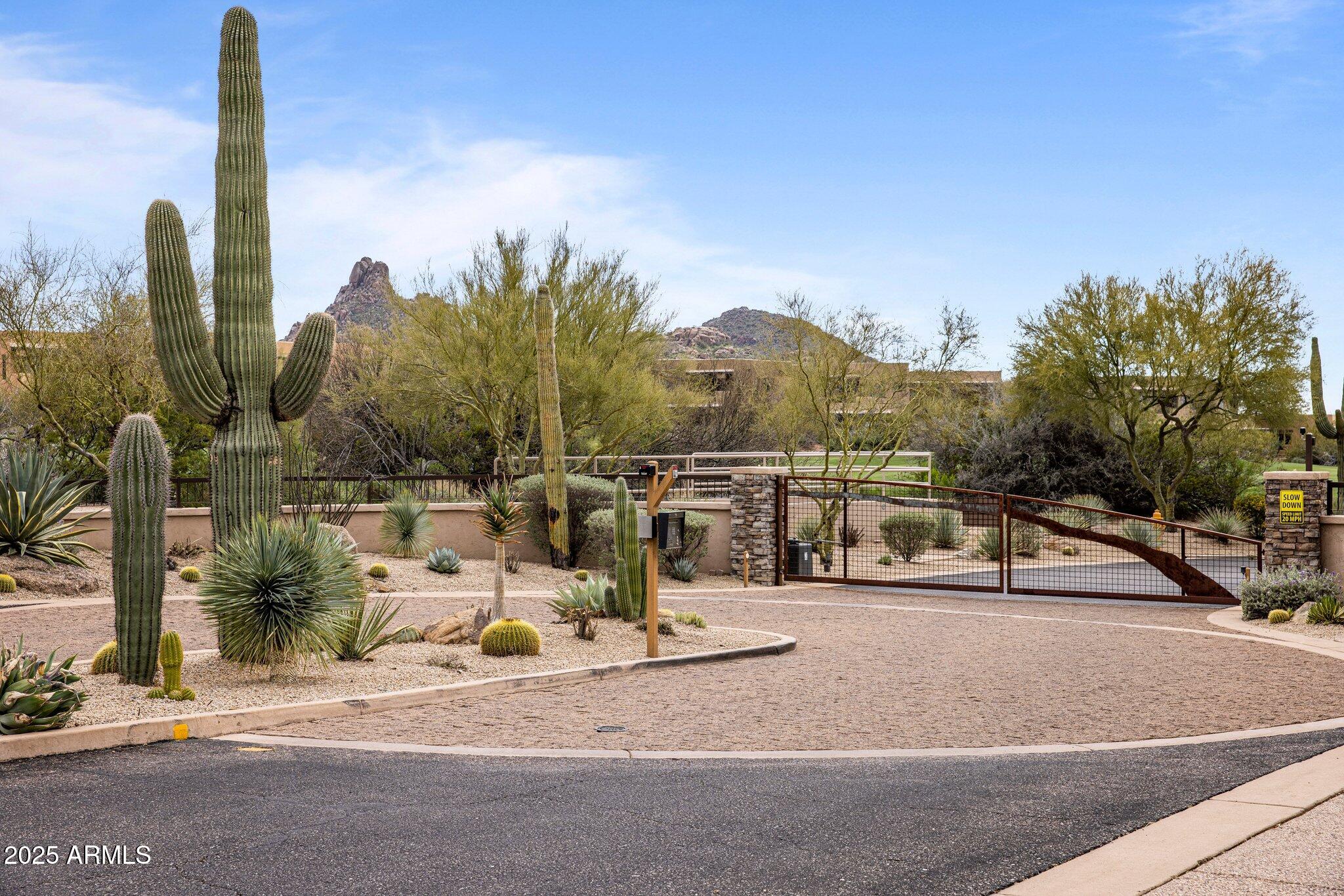 10260 E WHITE FEATHER Lane, 2003, Scottsdale Unit: 2003