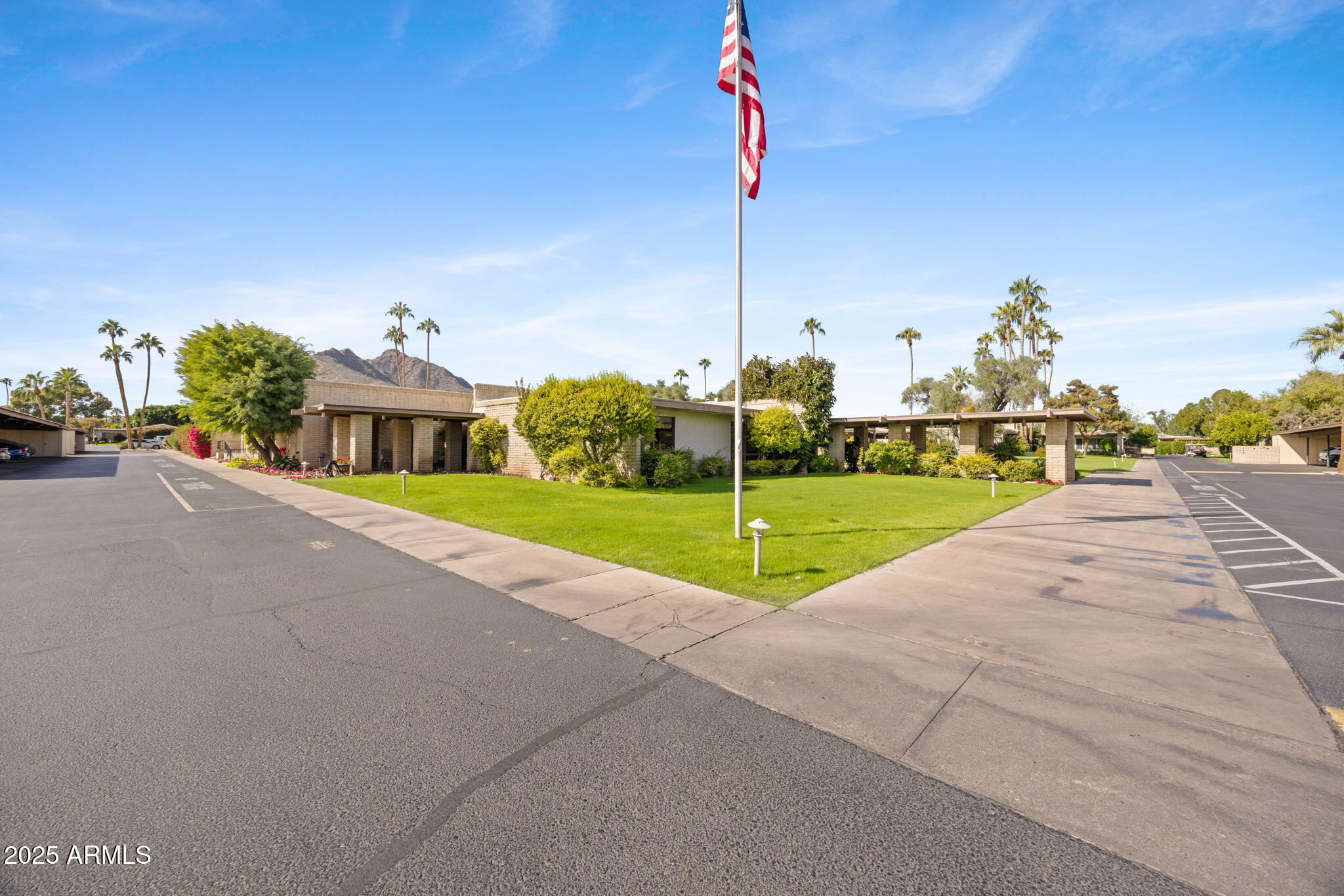 4800 N 68TH Street, 320