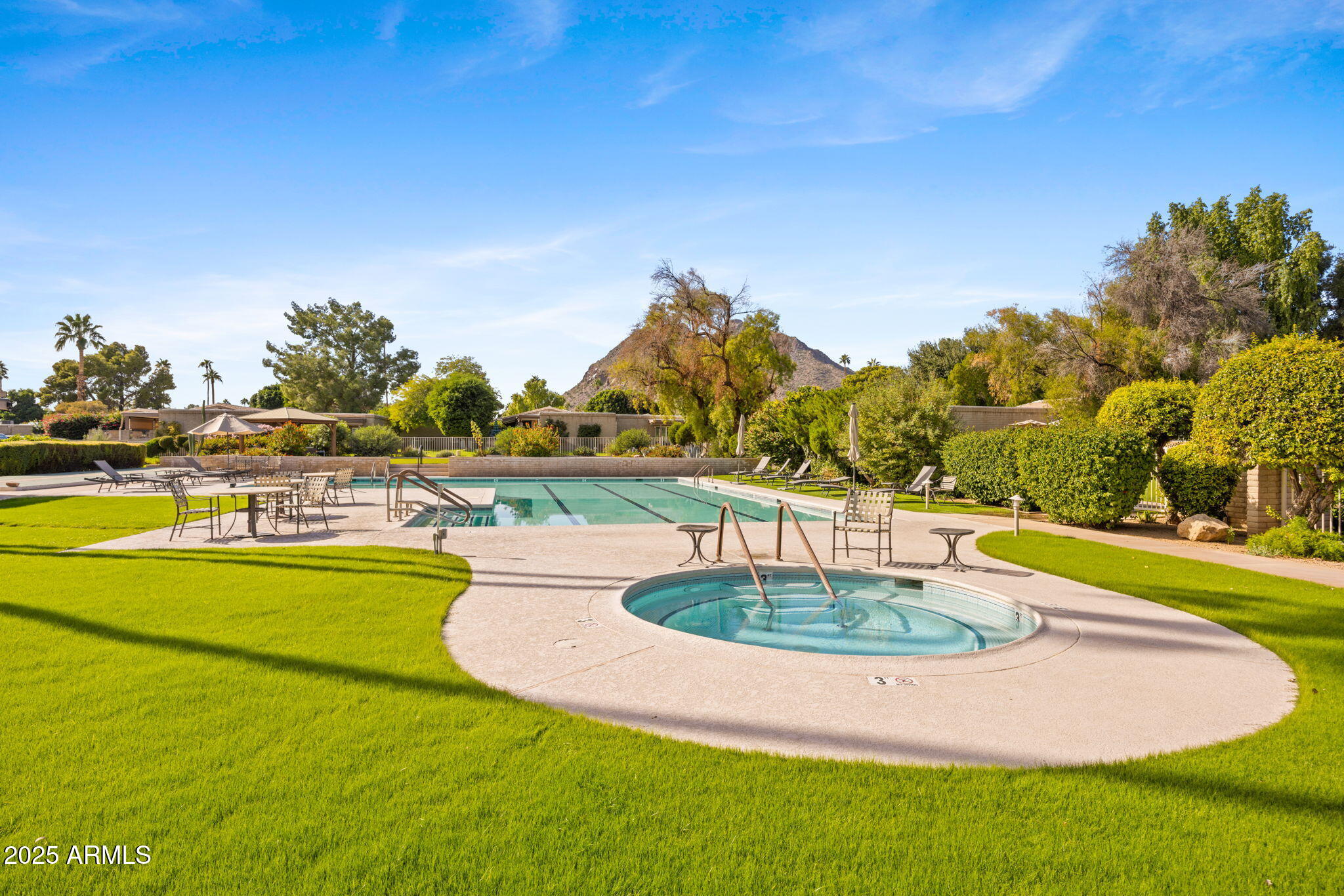 4800 N 68TH Street, 320