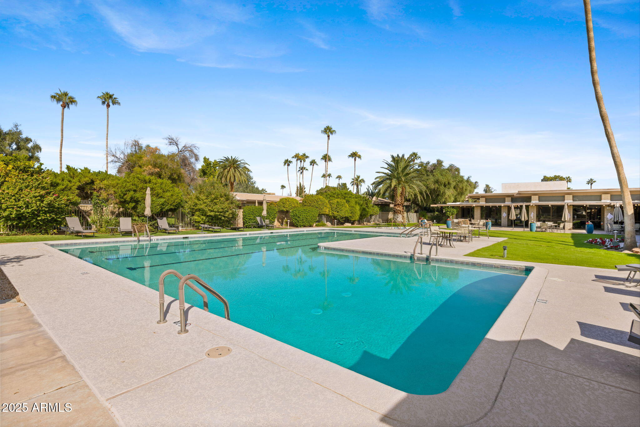 4800 N 68TH Street, 320