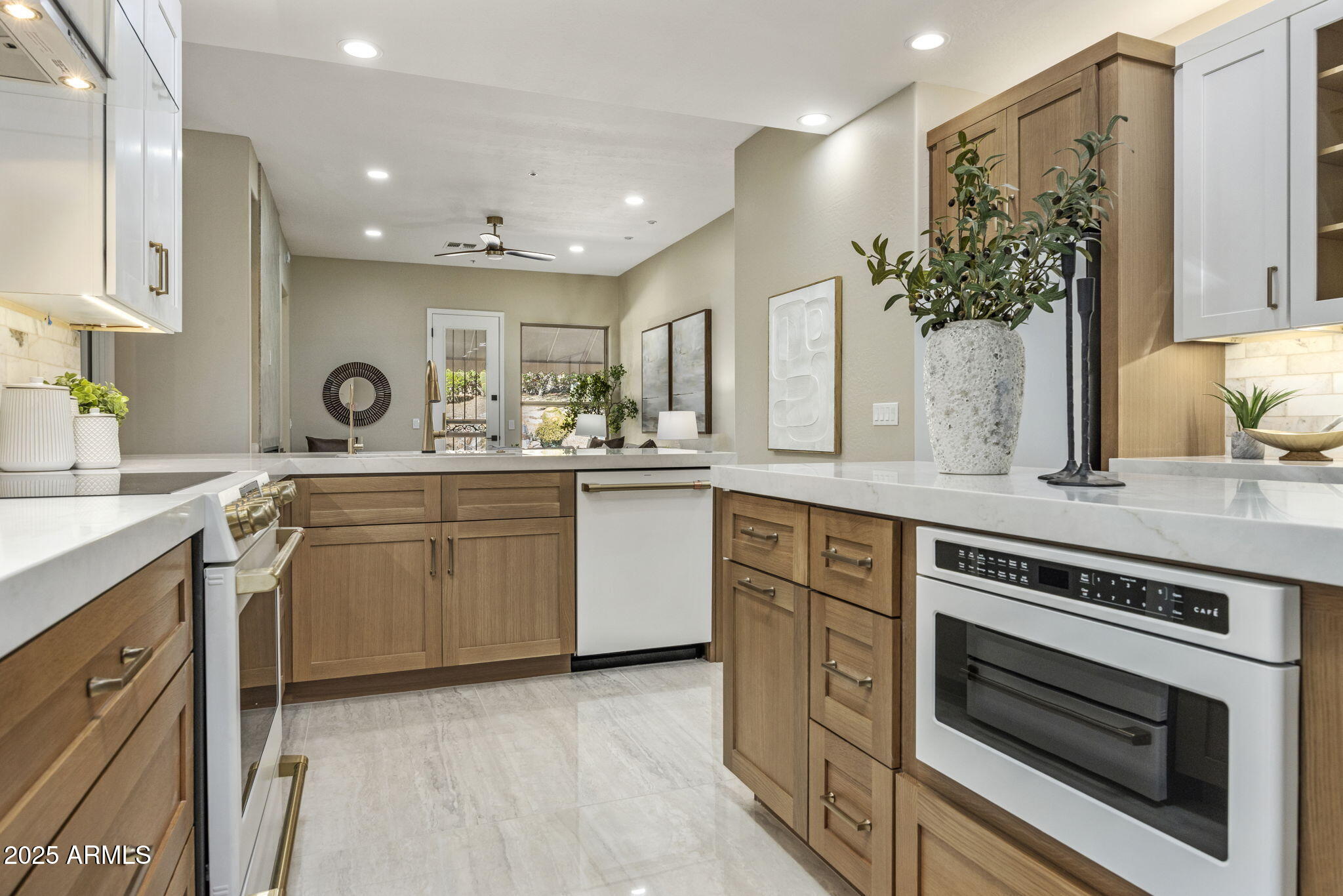 10796 E BETONY Drive