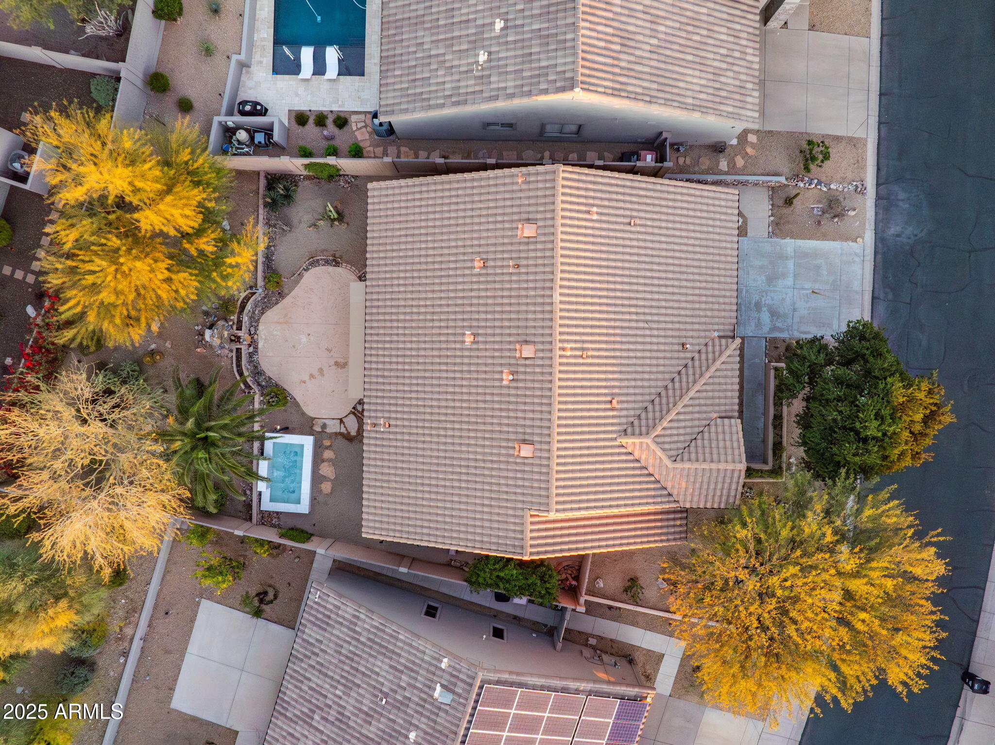 10796 E BETONY Drive