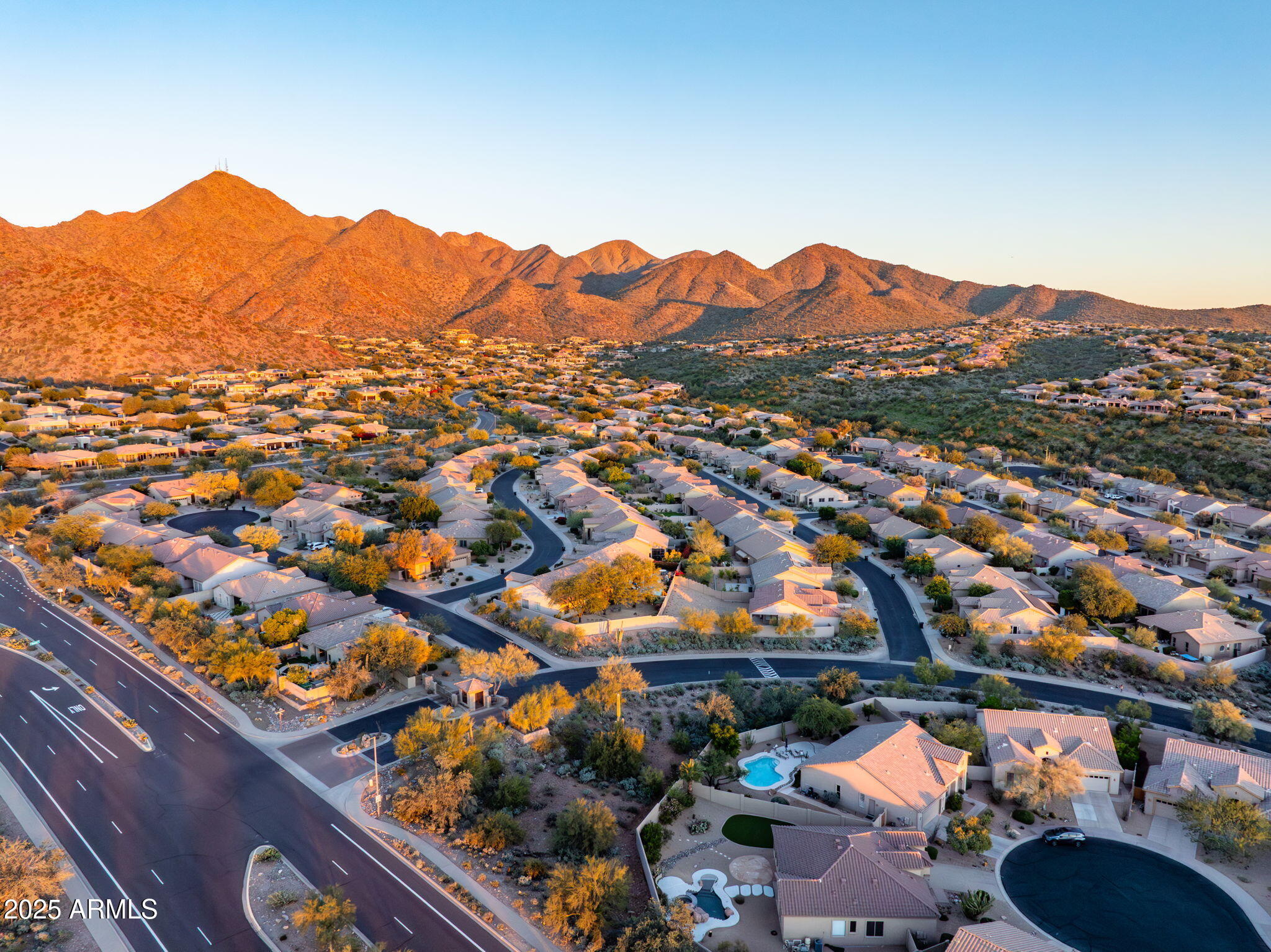 10796 E BETONY Drive