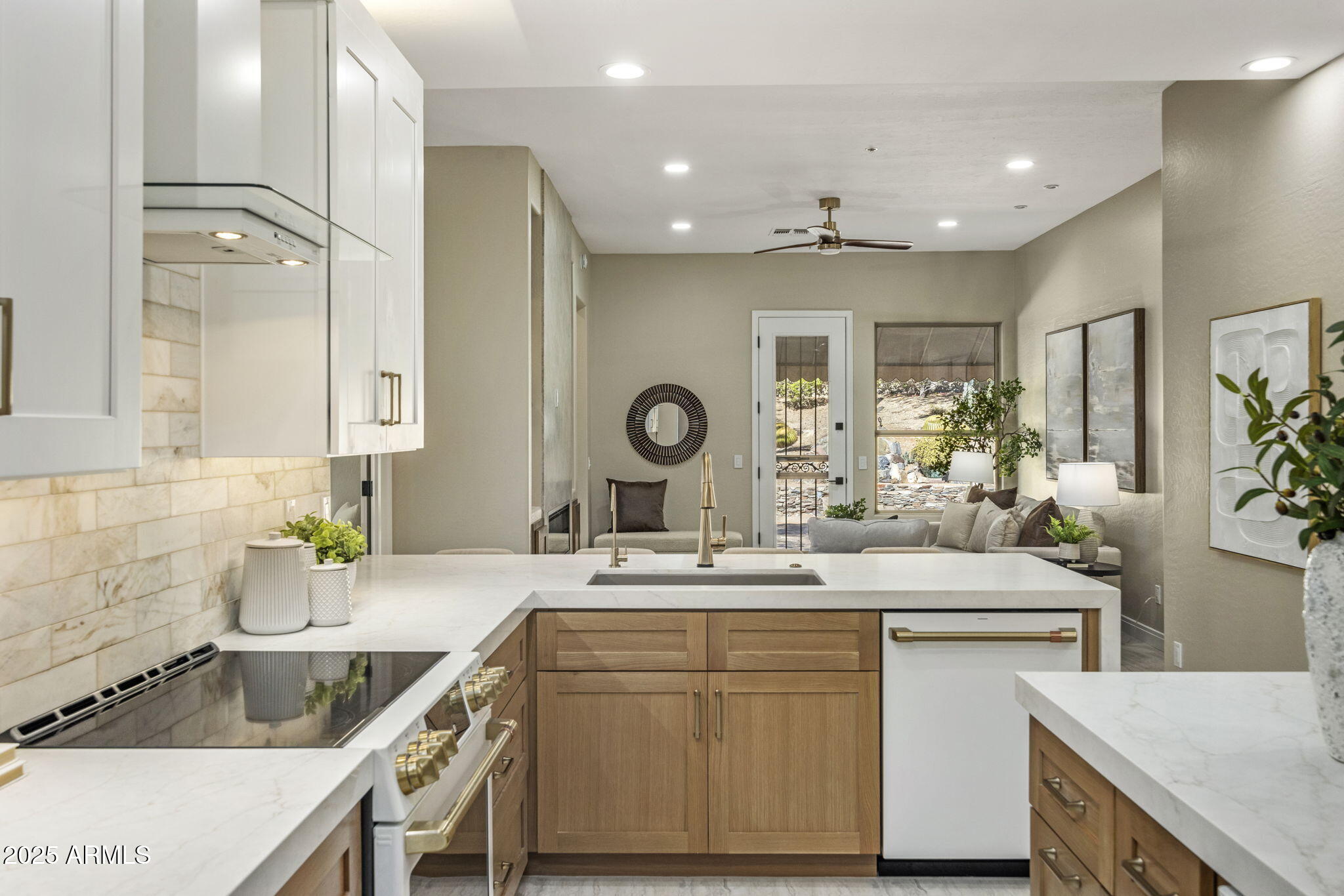 10796 E BETONY Drive