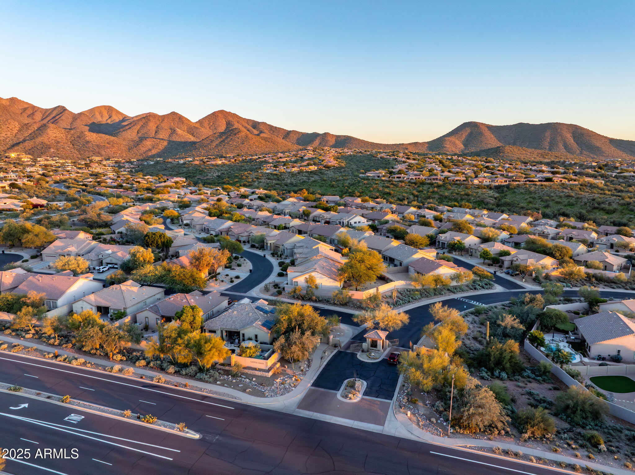 10796 E BETONY Drive