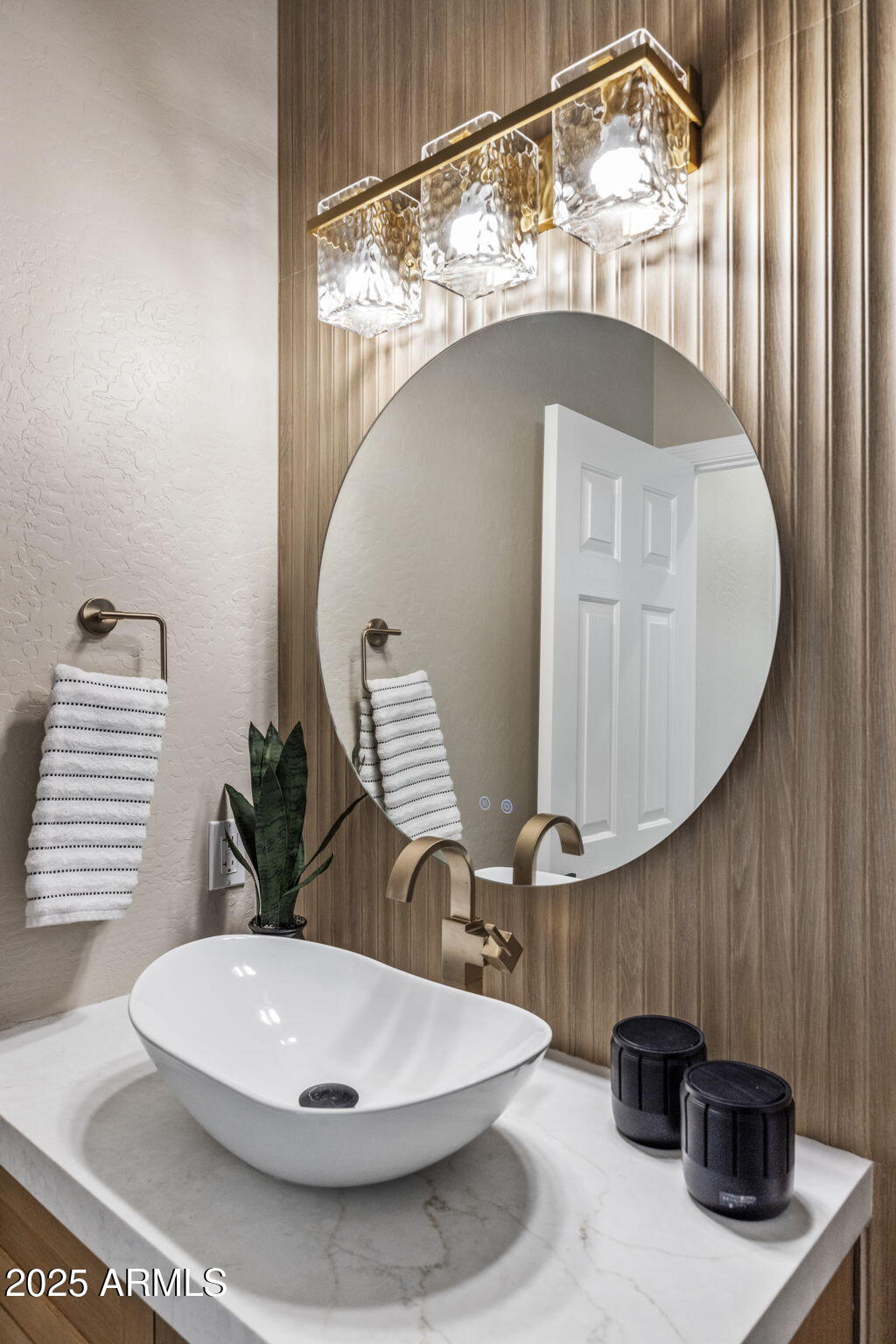 10796 E BETONY Drive