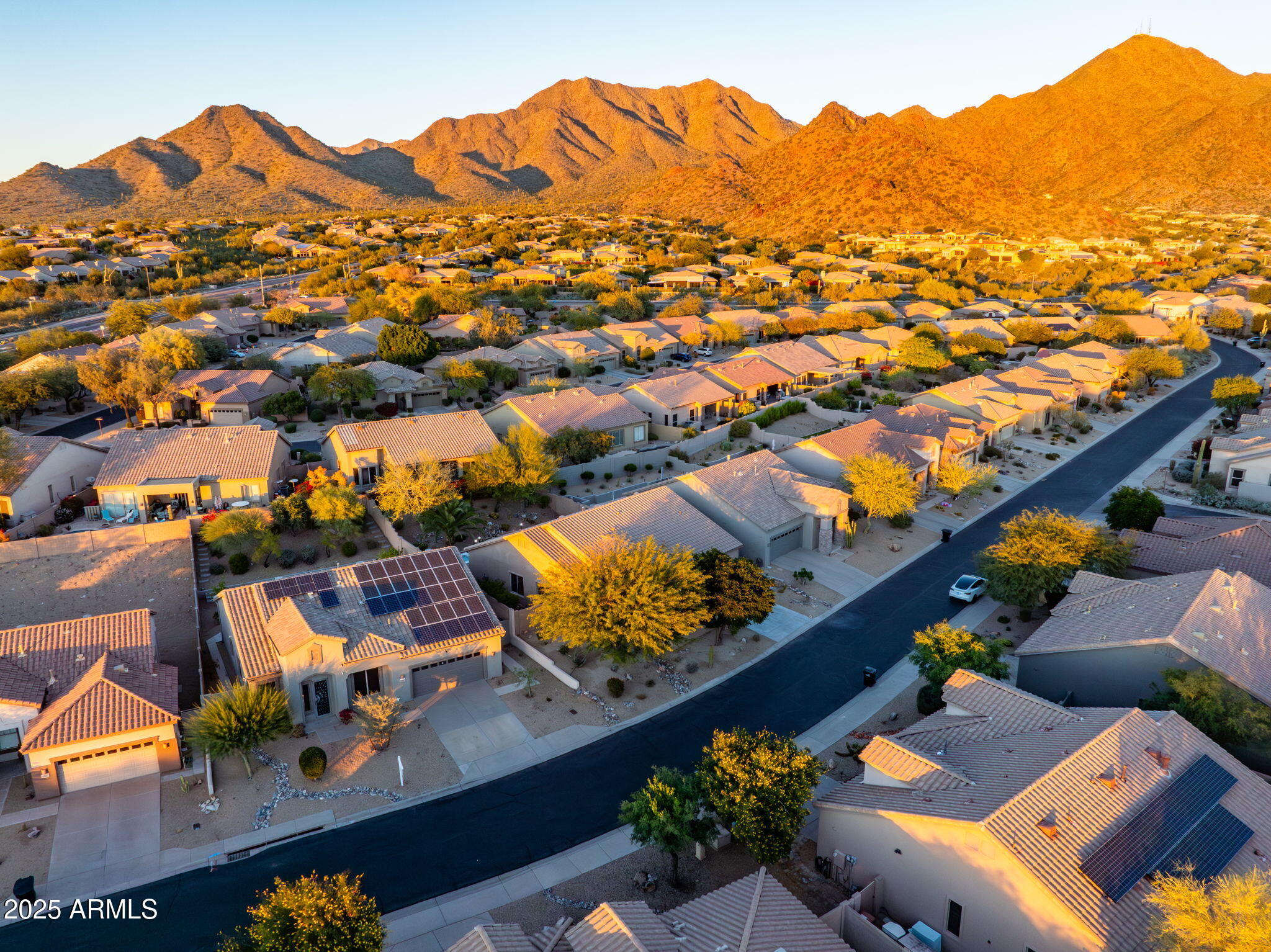 10796 E BETONY Drive