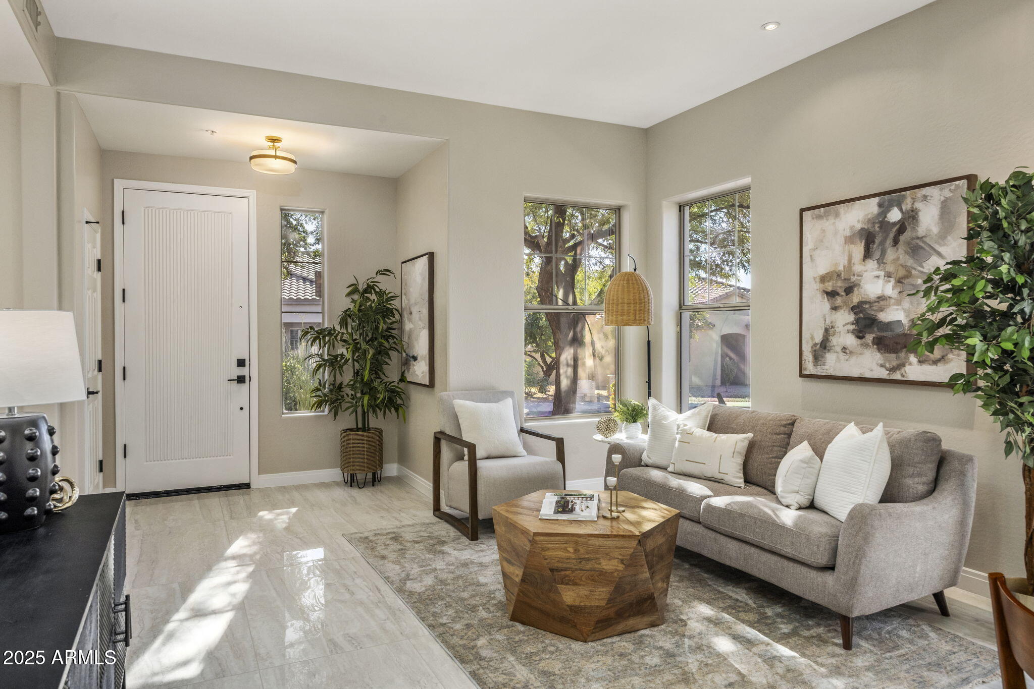 10796 E BETONY Drive