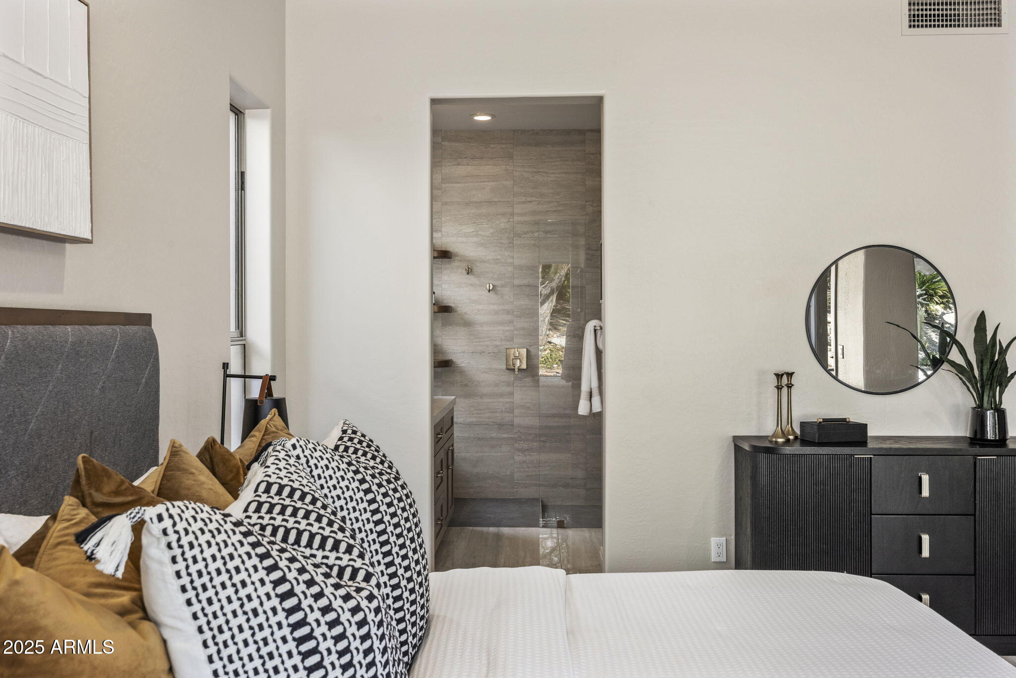 10796 E BETONY Drive