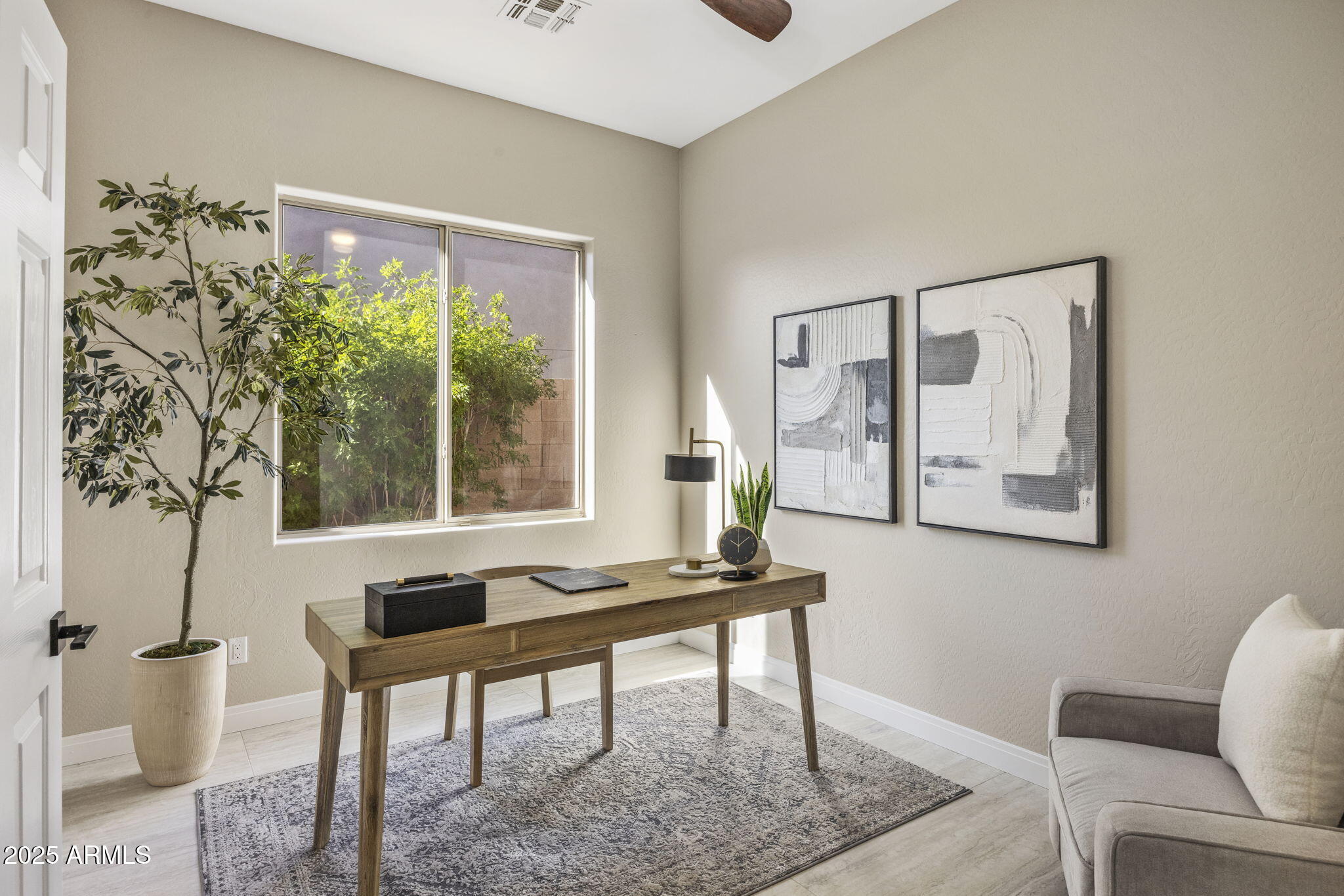 10796 E BETONY Drive