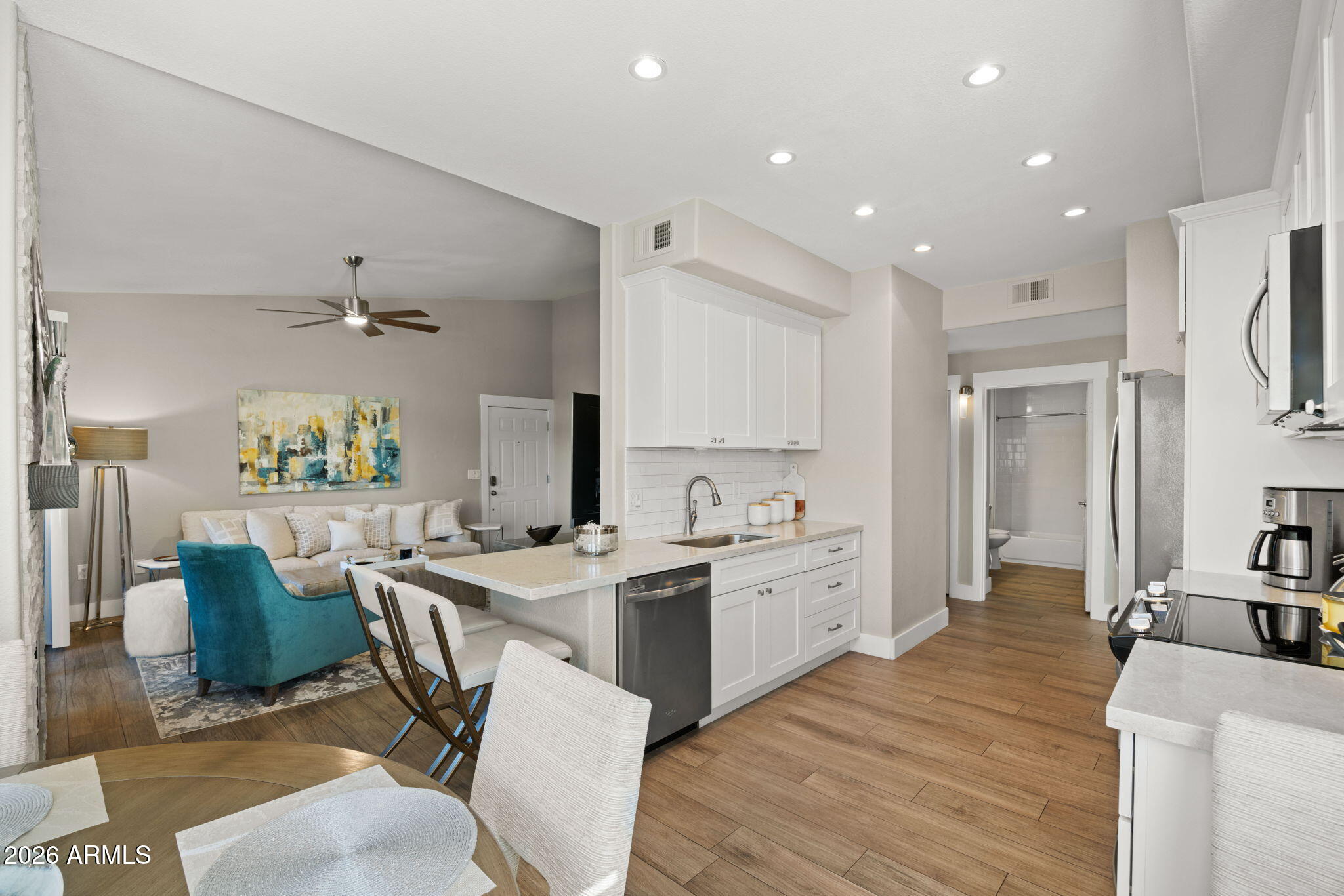 5335 E Shea Boulevard 1079