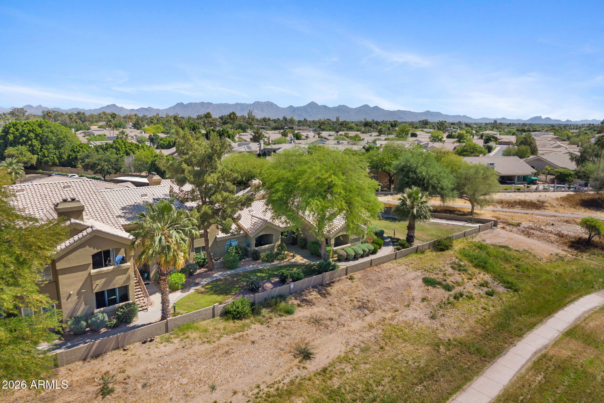 5335 E Shea Boulevard 1079