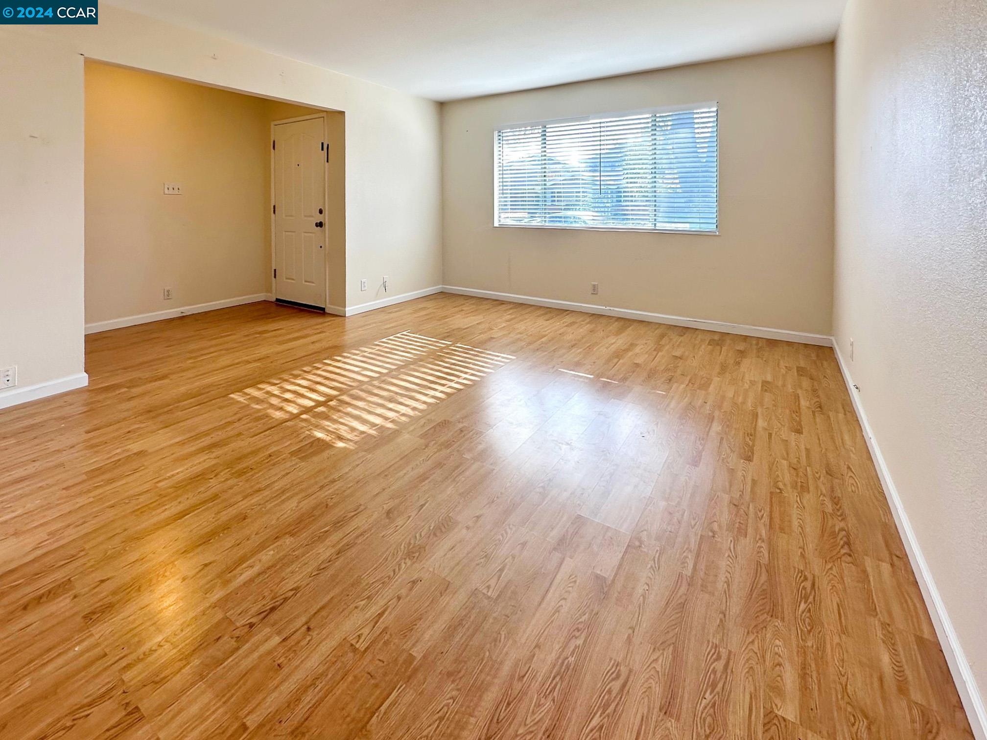 1453 Del Rio Cir # A