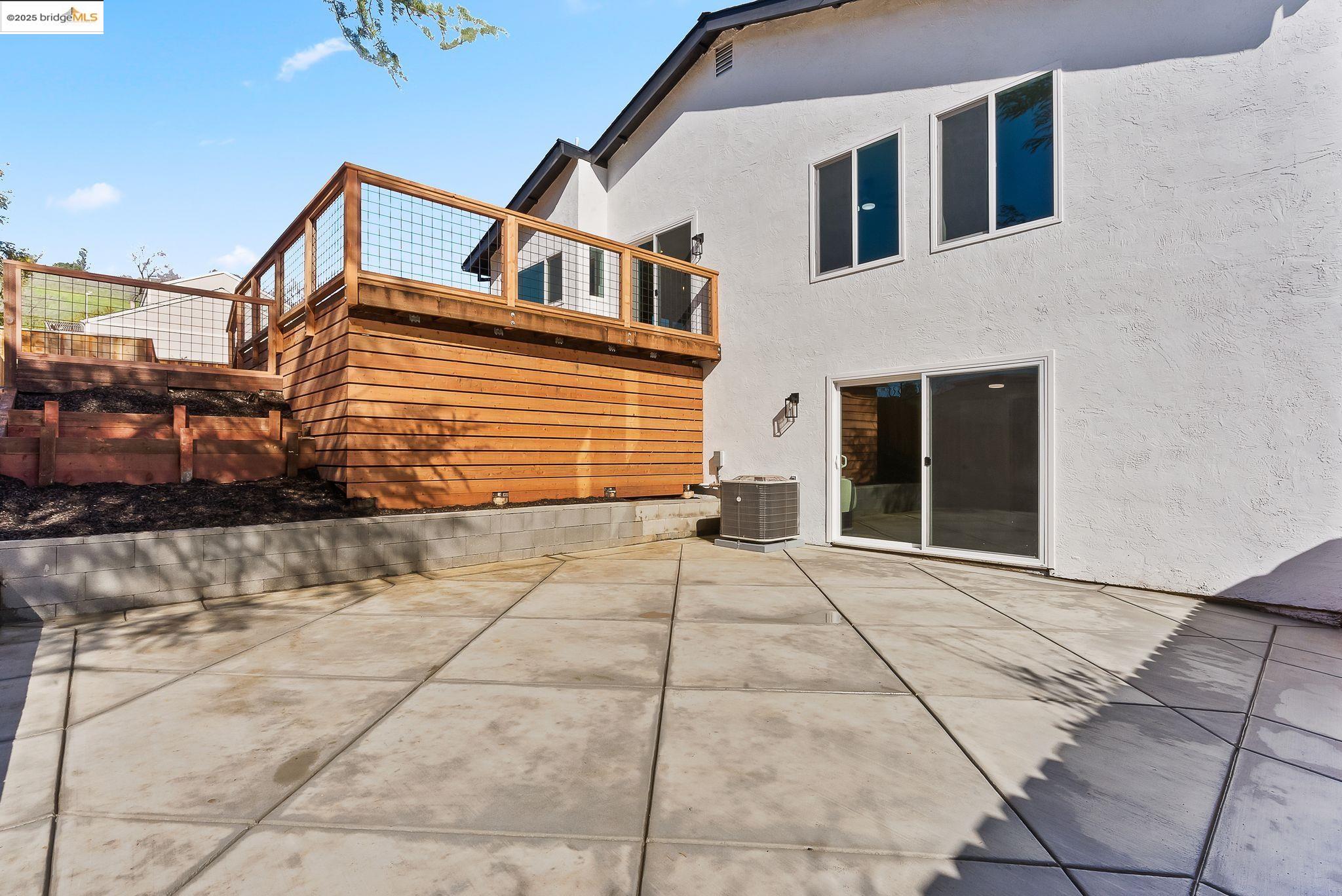6510 Longwood Ct