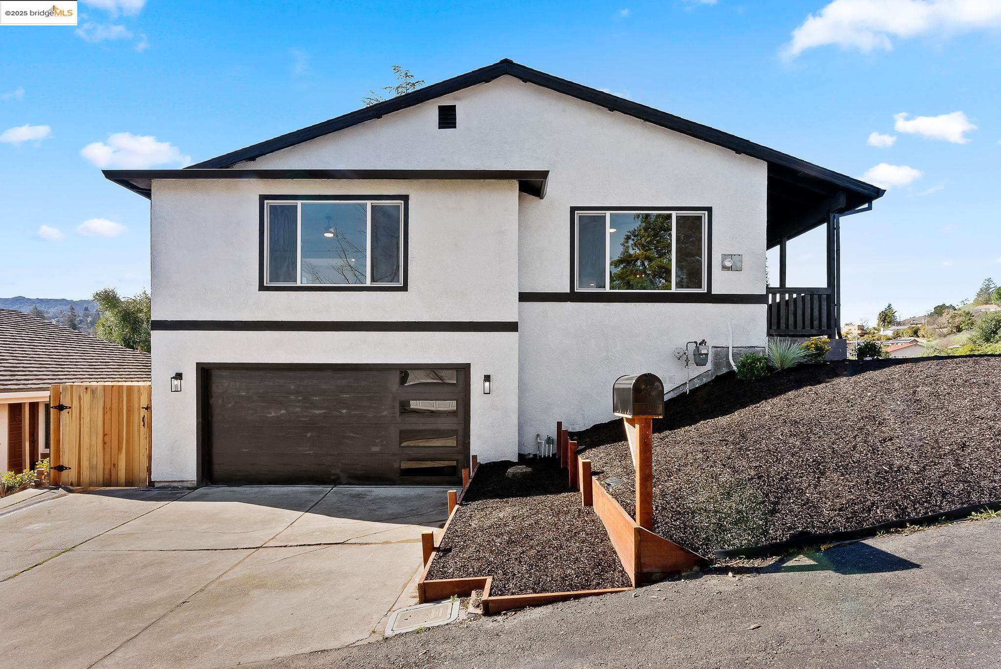 6510 Longwood Ct