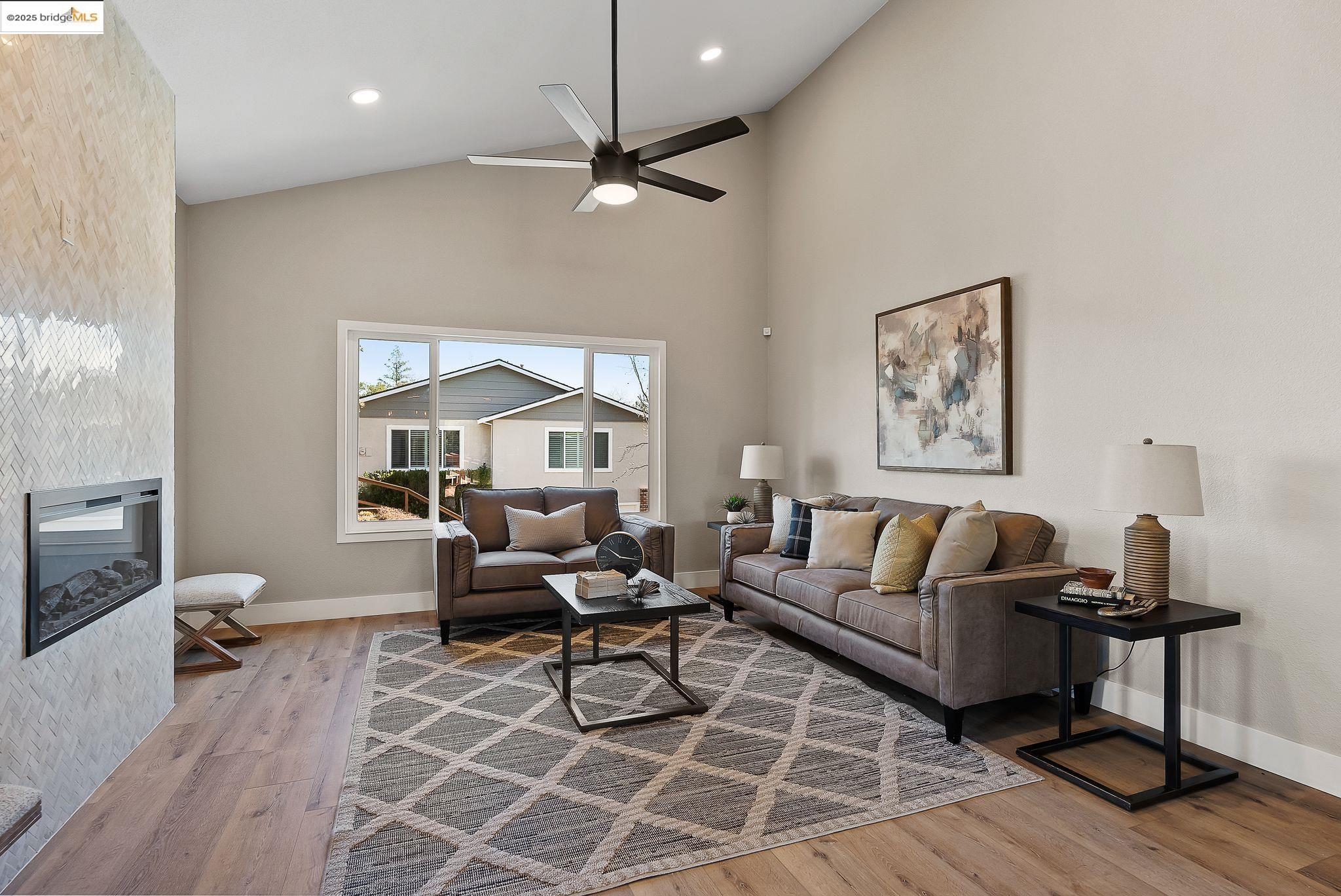 6510 Longwood Ct
