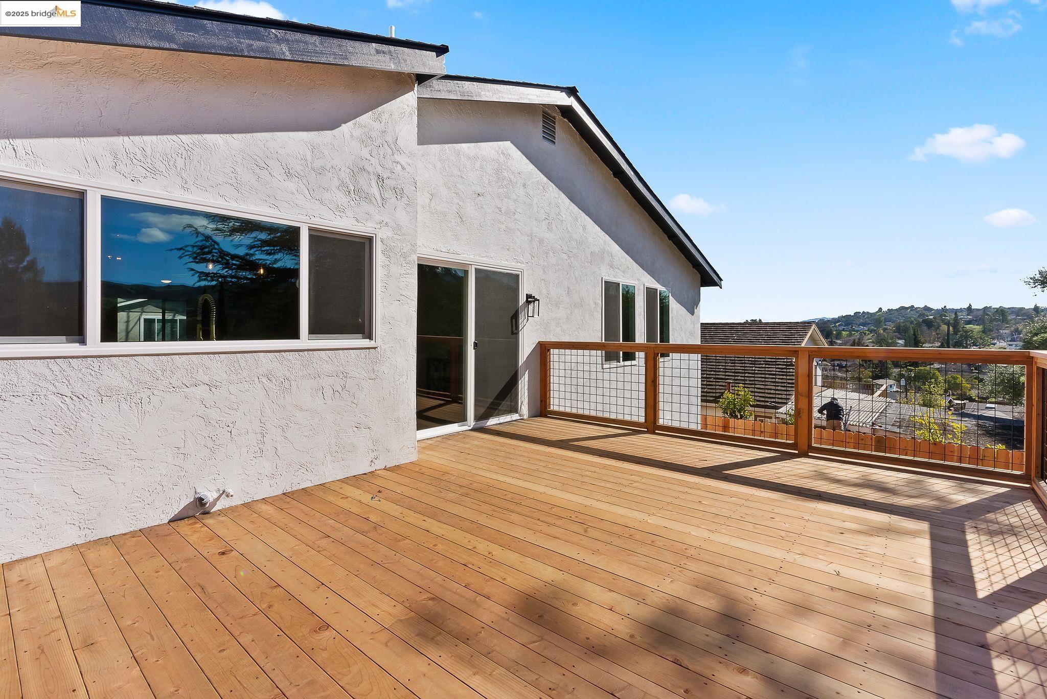 6510 Longwood Ct