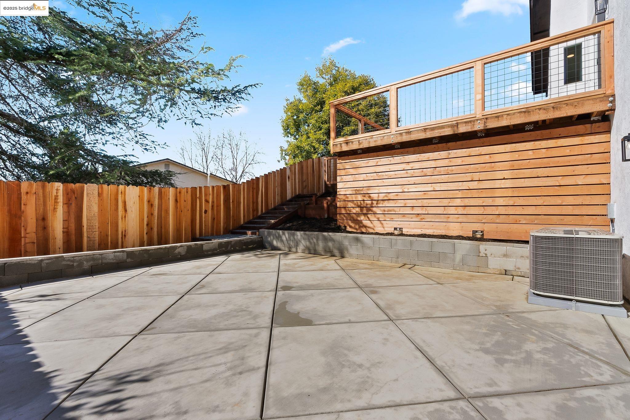 6510 Longwood Ct