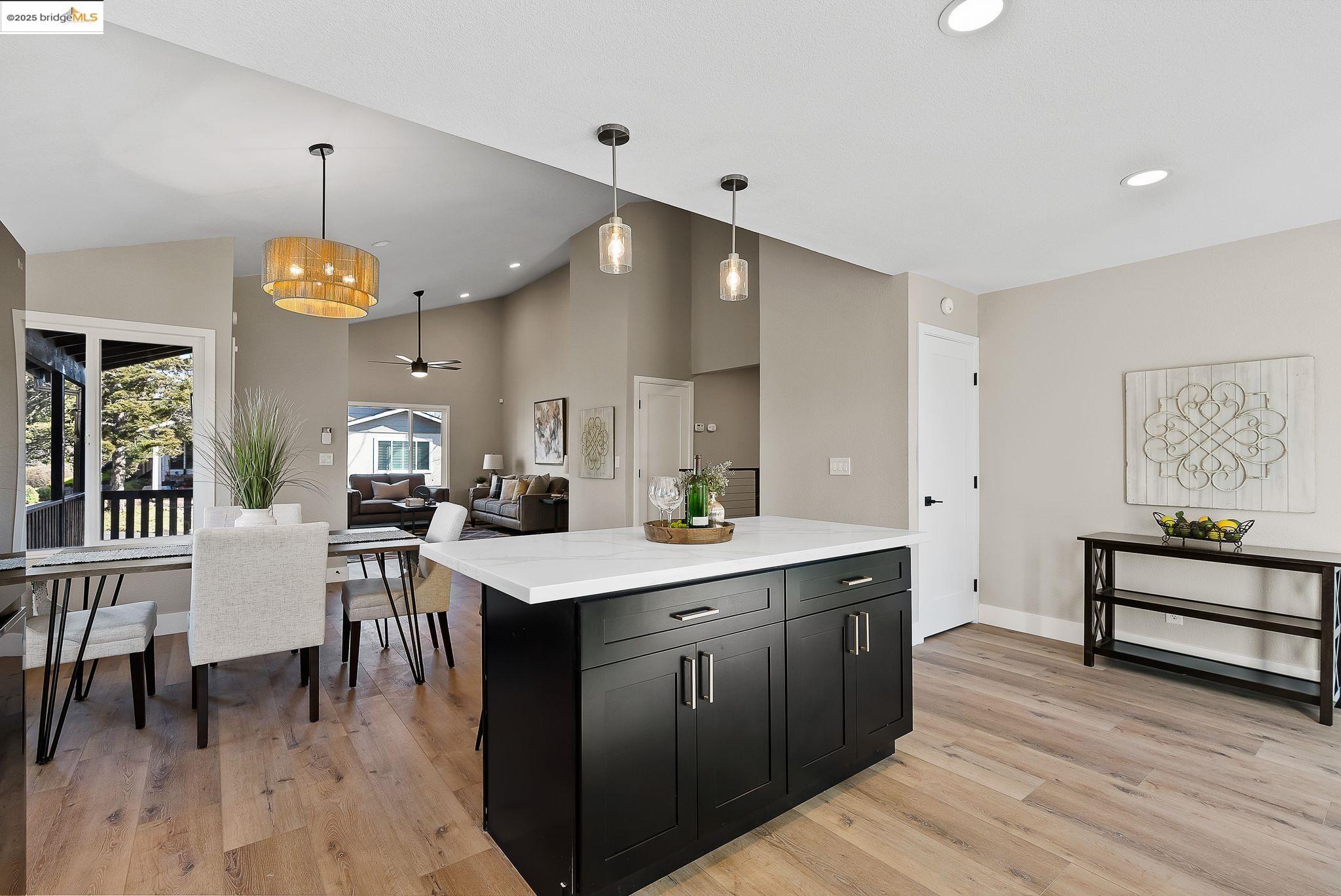 6510 Longwood Ct