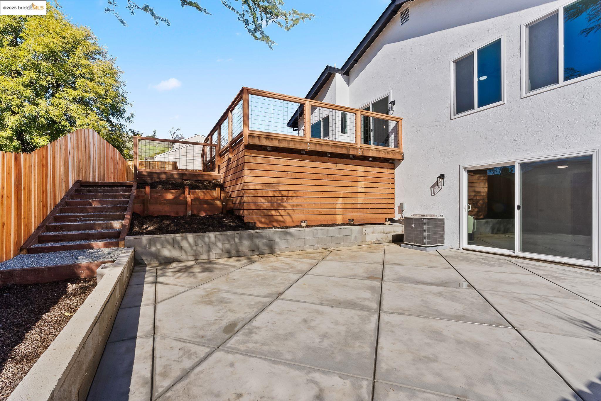 6510 Longwood Ct