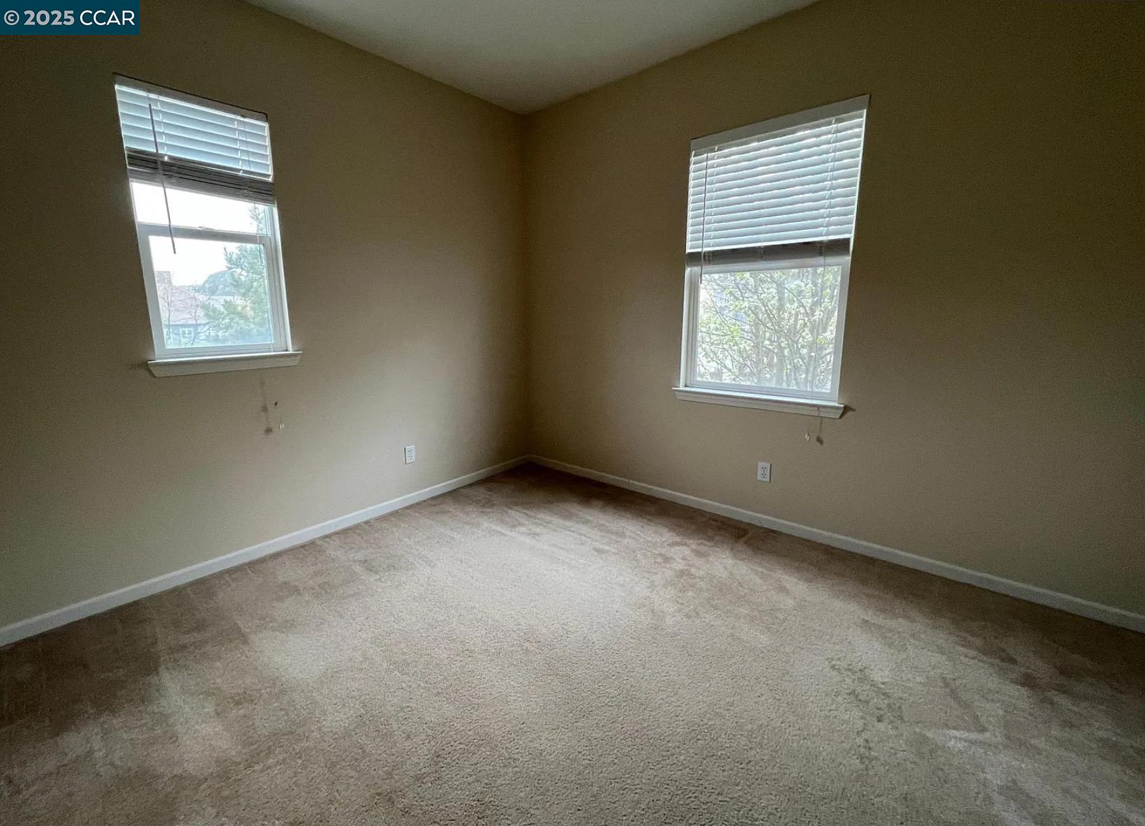 911 madrone ave