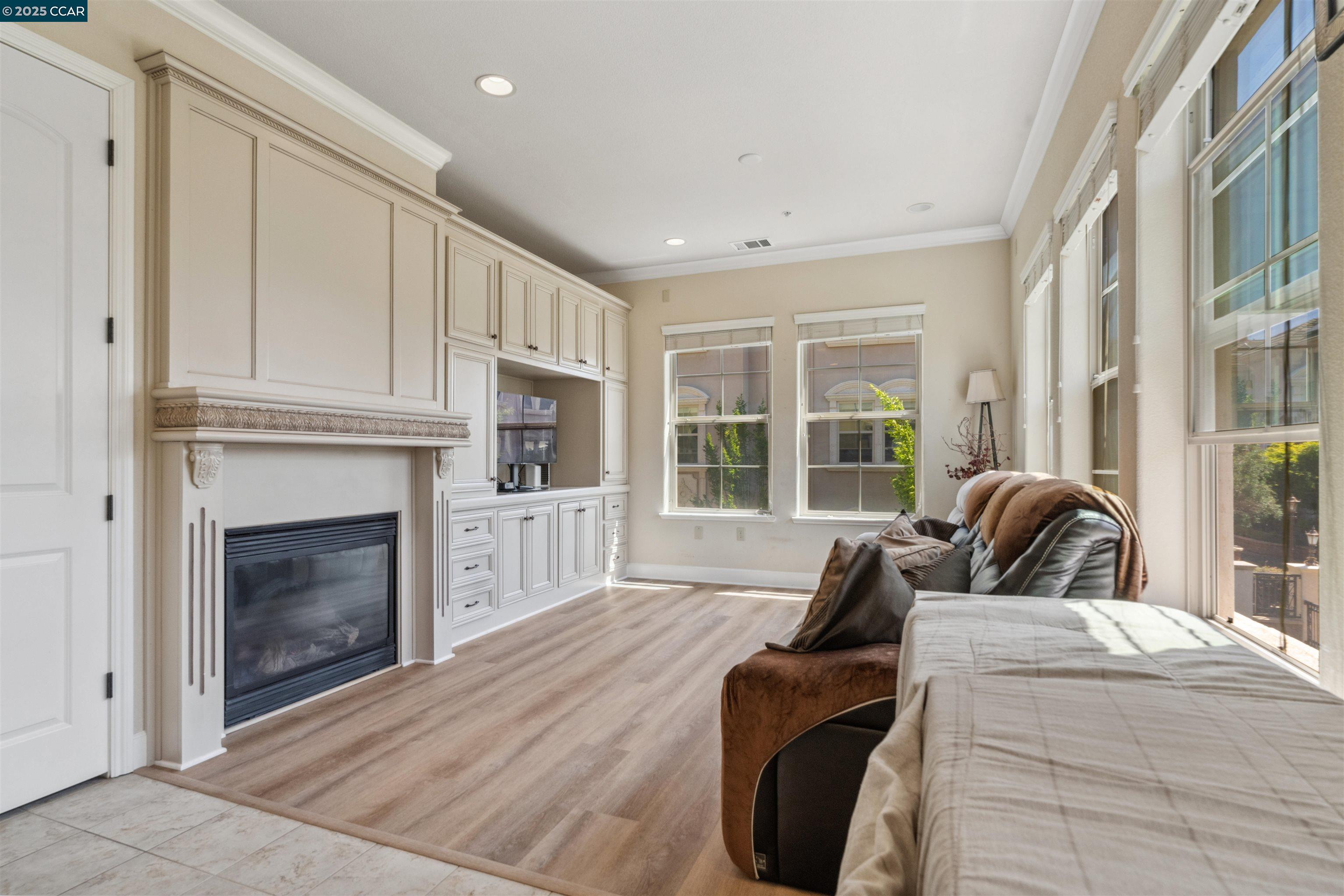 1233 Symphony Way