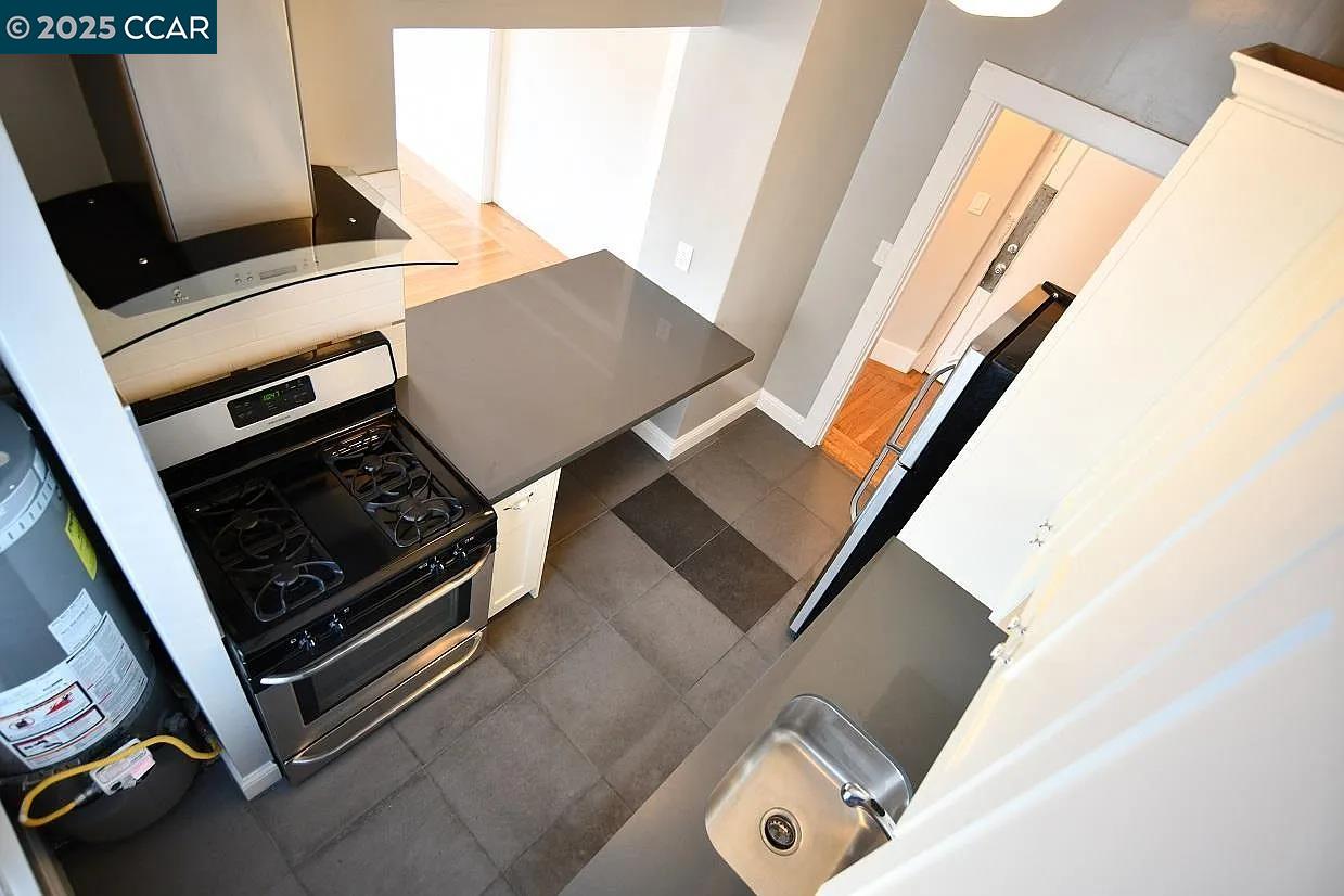 3040 Telegraph Ave # 6