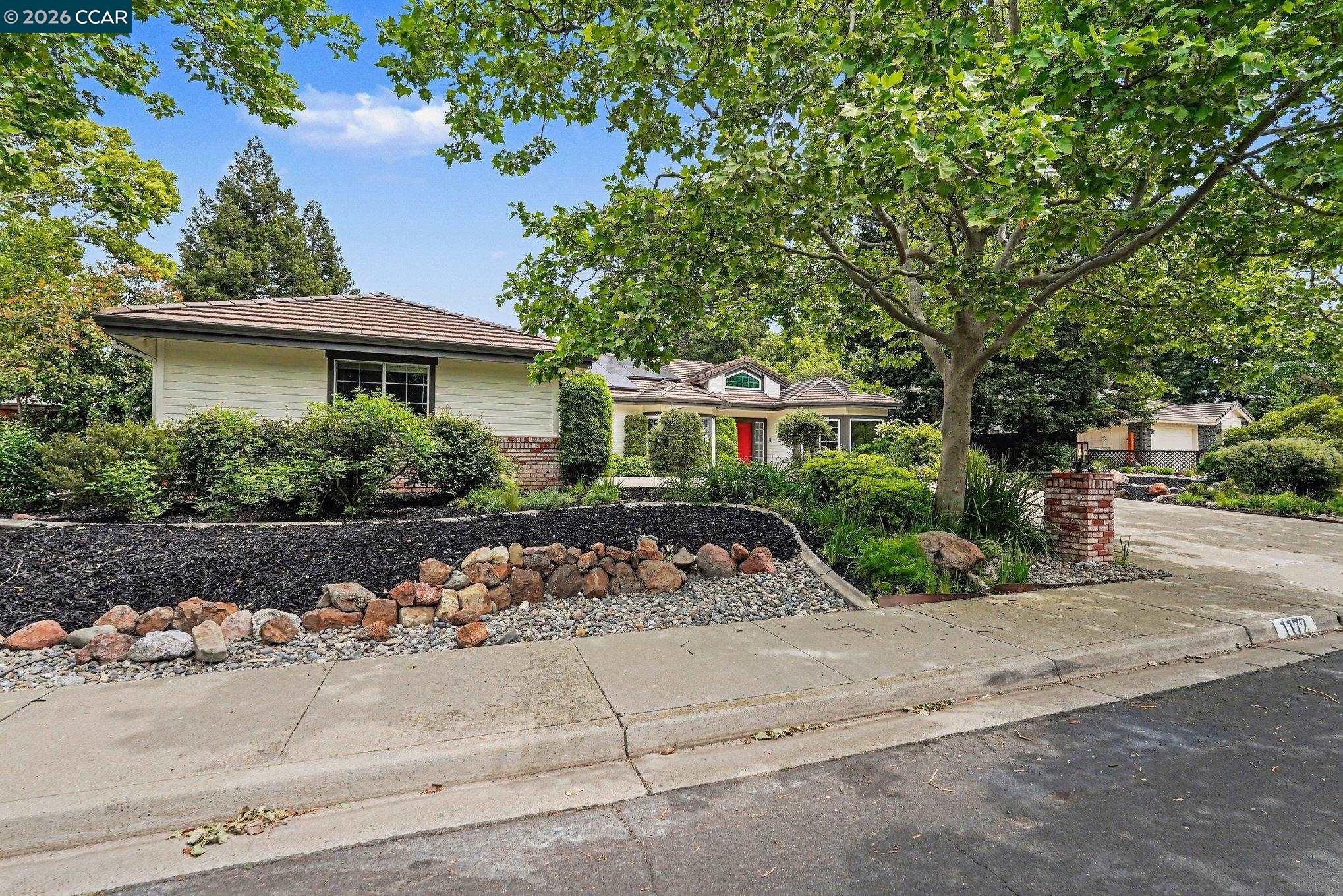1172 Flowerwood Pl