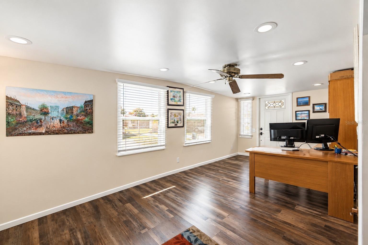 5509 BERMUDA CT